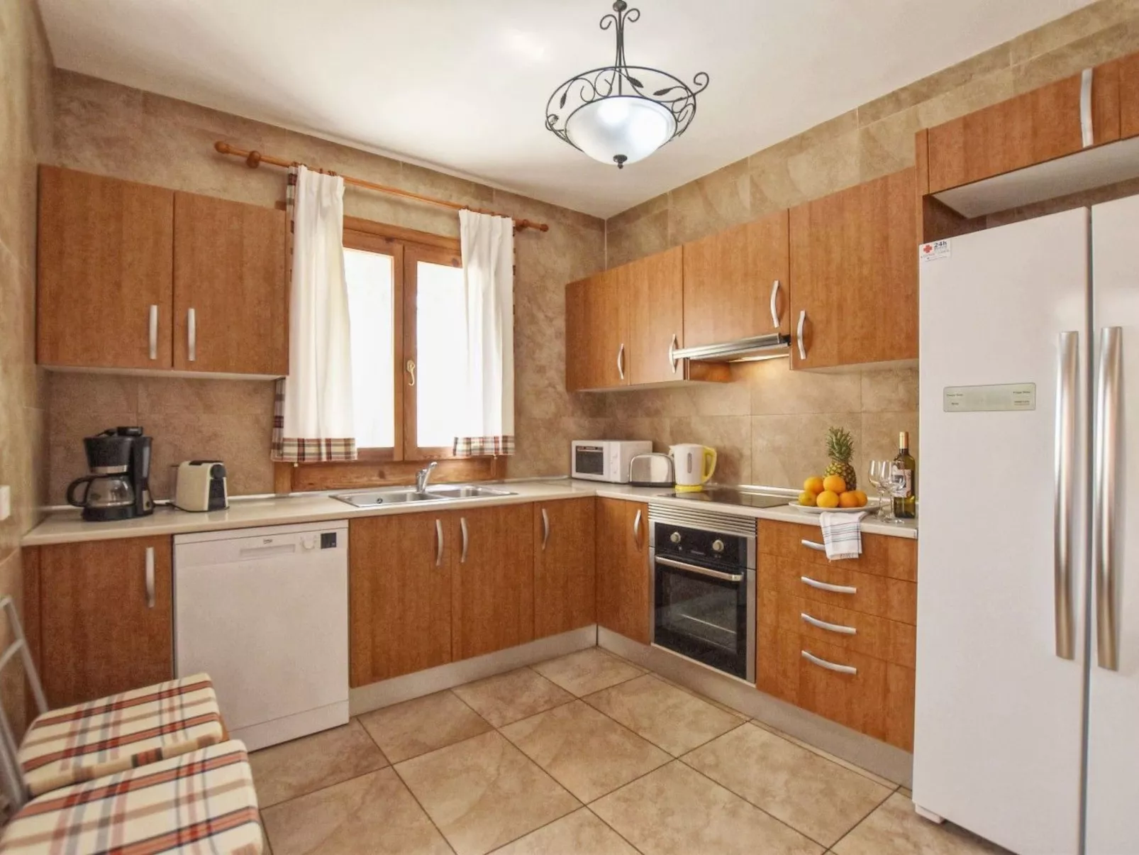 Schönes Landhaus mit Panoramablick auf die Berge - Binnen