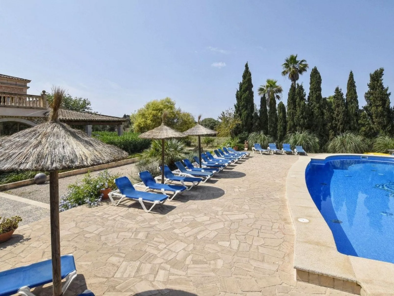 In Campos mit Privatem Pool - Buiten