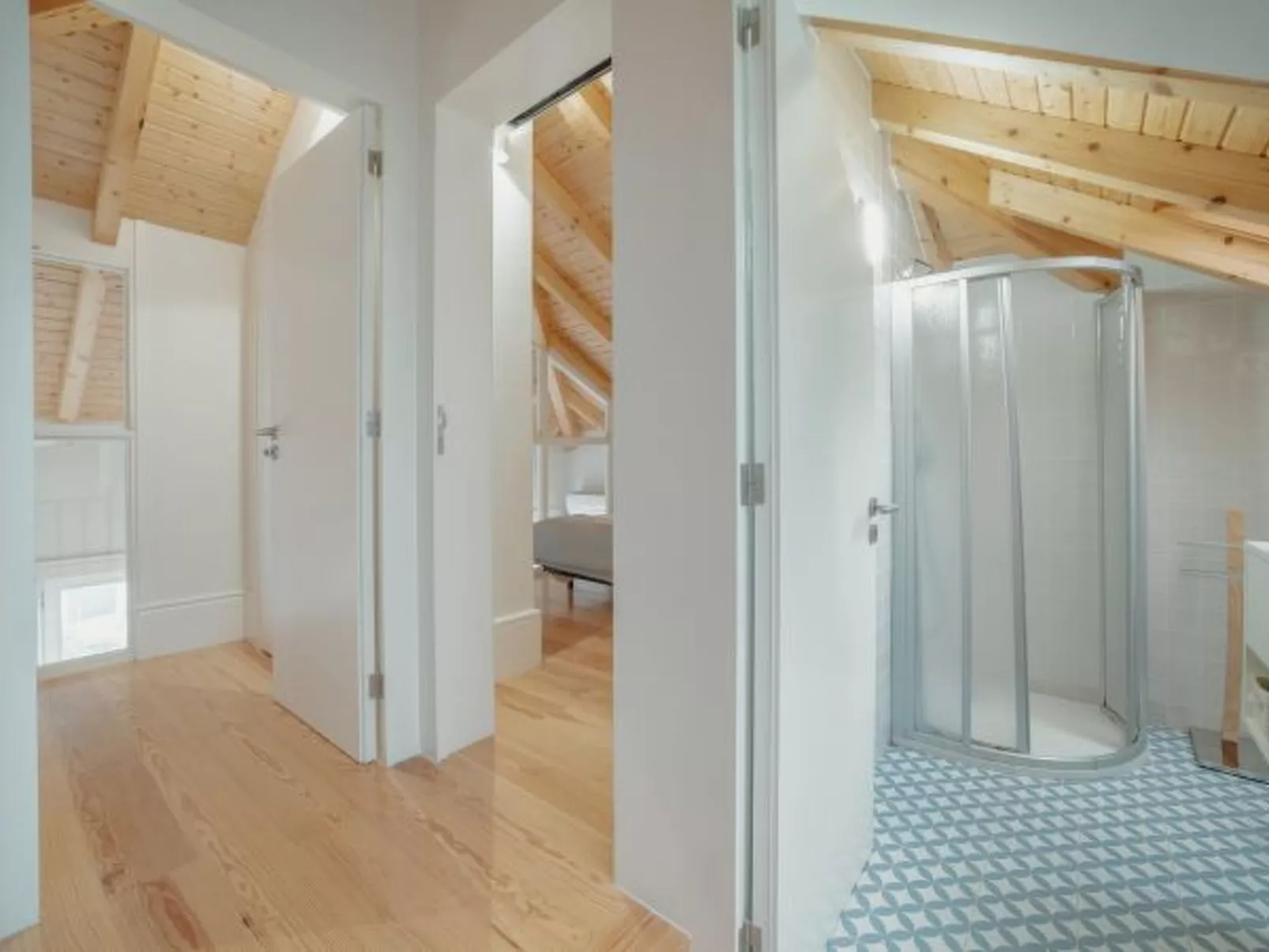 DOWNTOWN CLERIGOS with RIVER VIEW by VACATIONY - Binnen