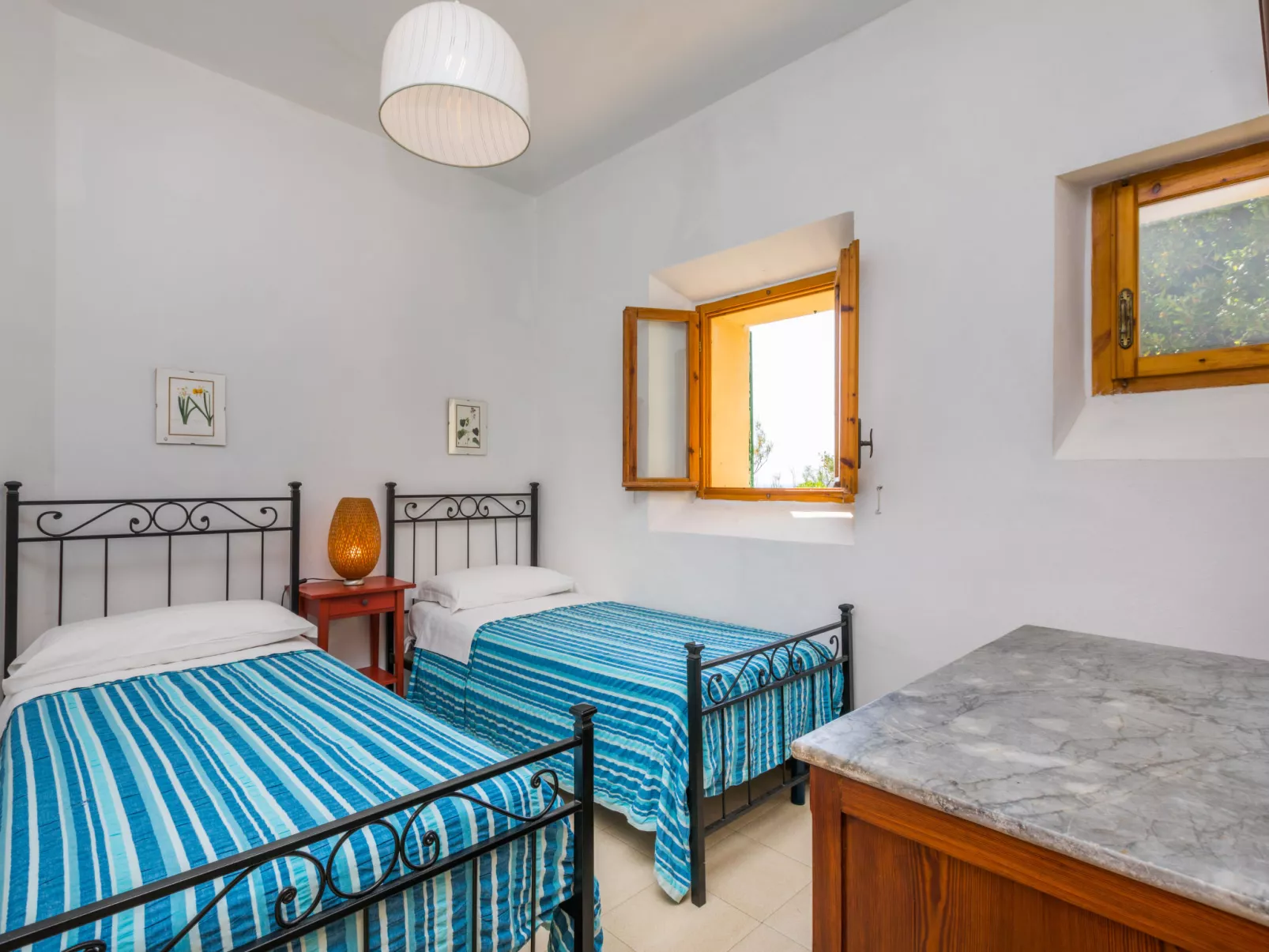 Il Giardino sul Mare - Binnen