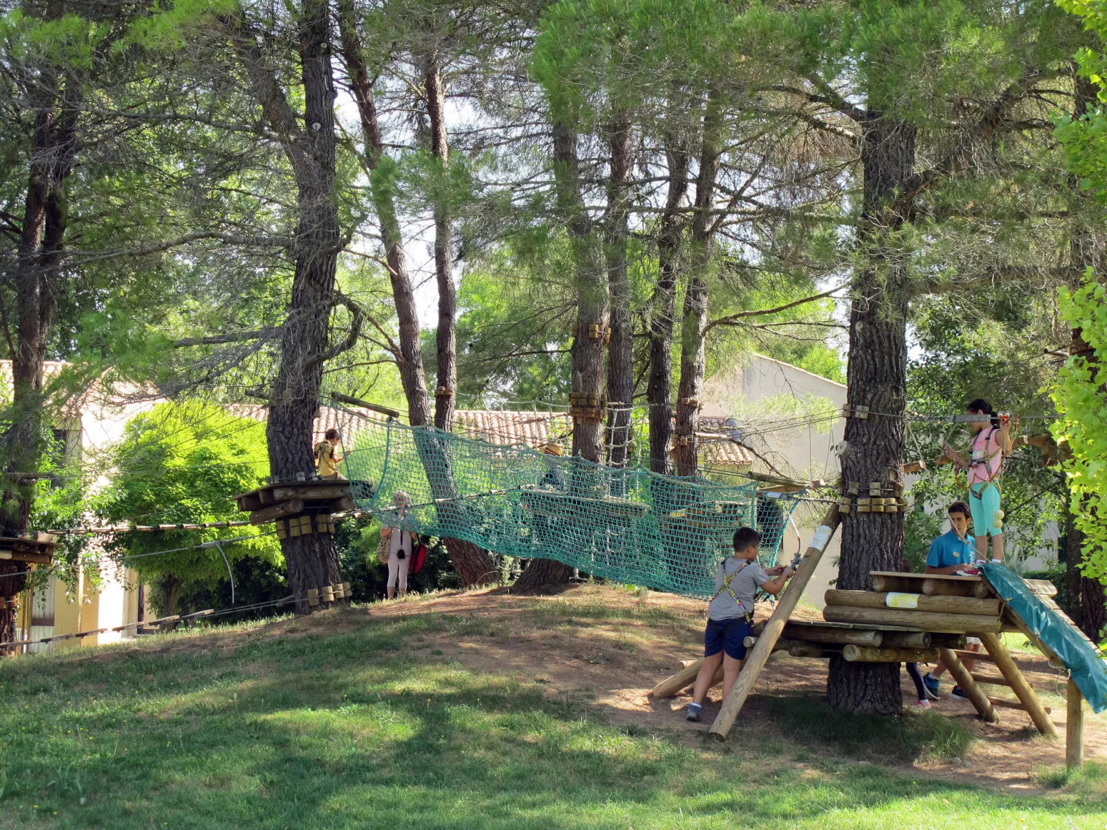 Domaine de Château Laval - Buiten