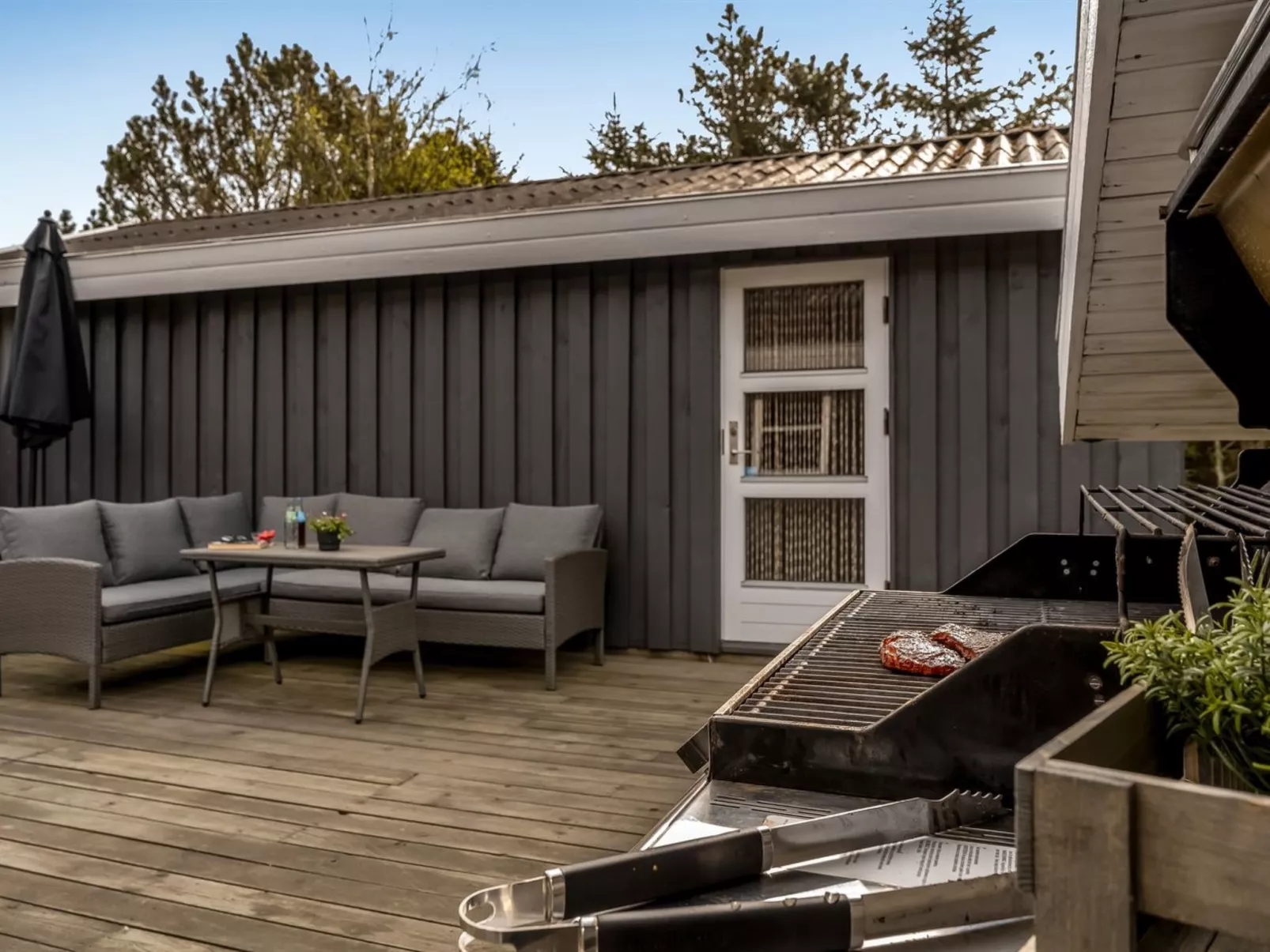 "Annamie" - 1.8km from the sea - Buiten