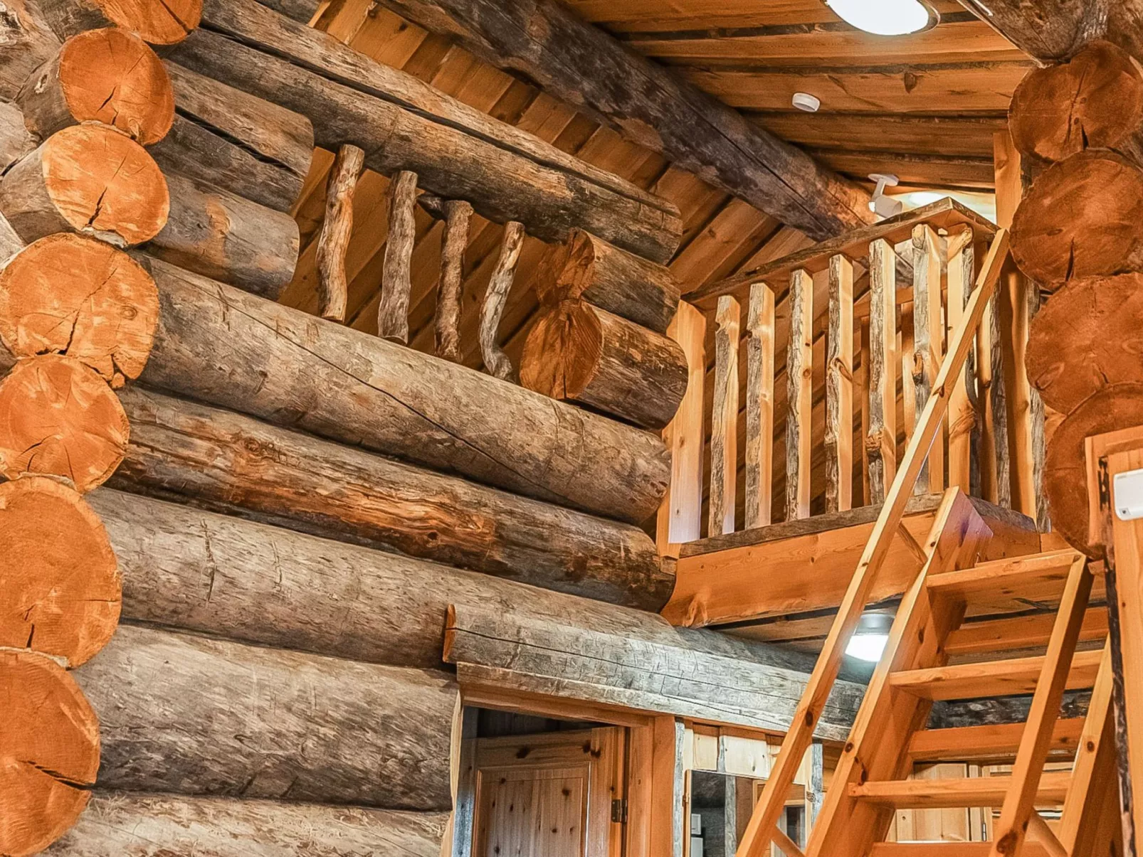 Rukan pilvimaja - Binnen