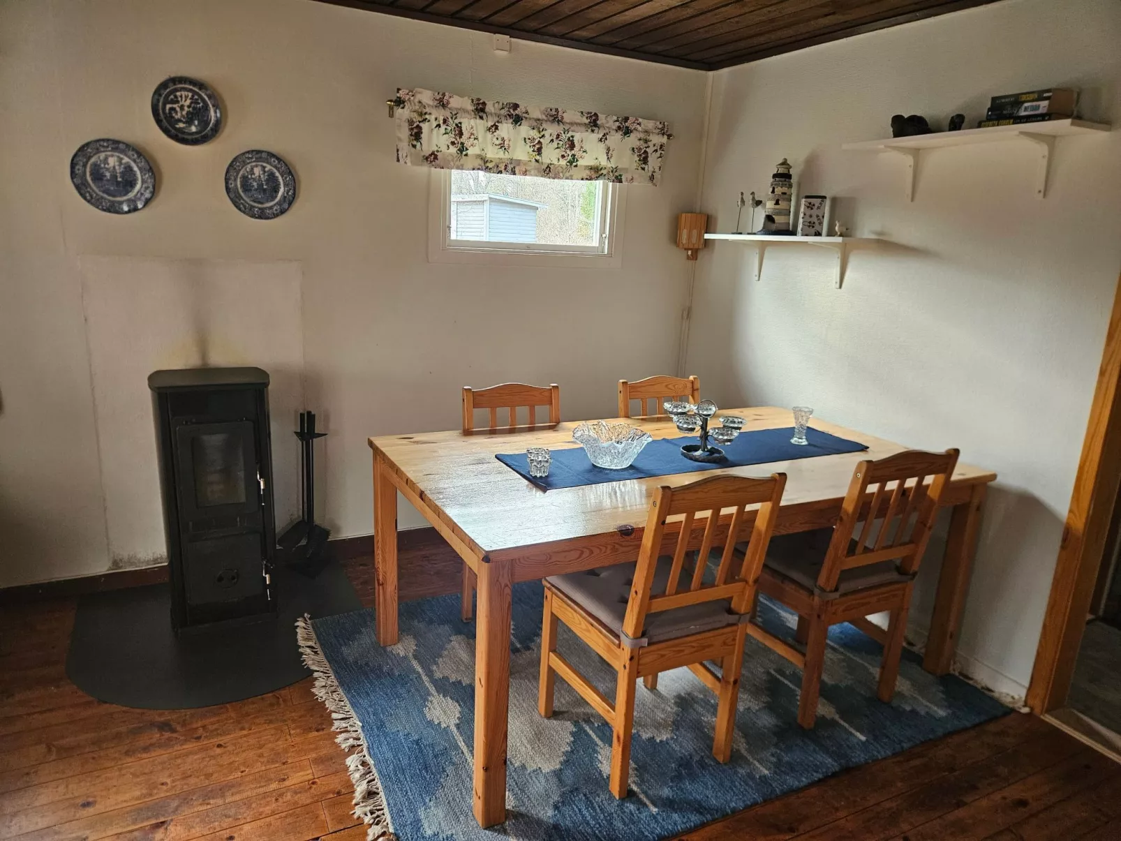 Gemütliches Cottage mit Whirlpool - Binnen