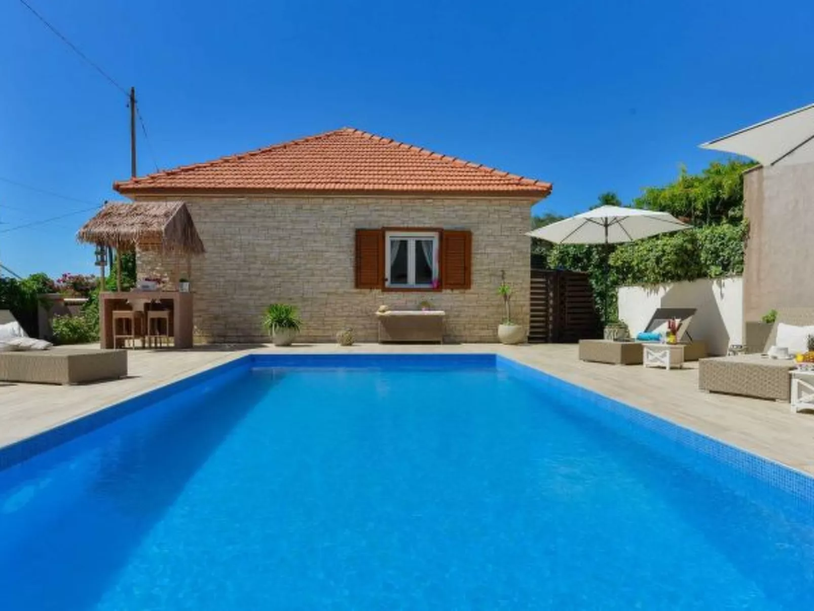 Modern Holiday house Gatsby only 40m from the sea - Image-tags.info