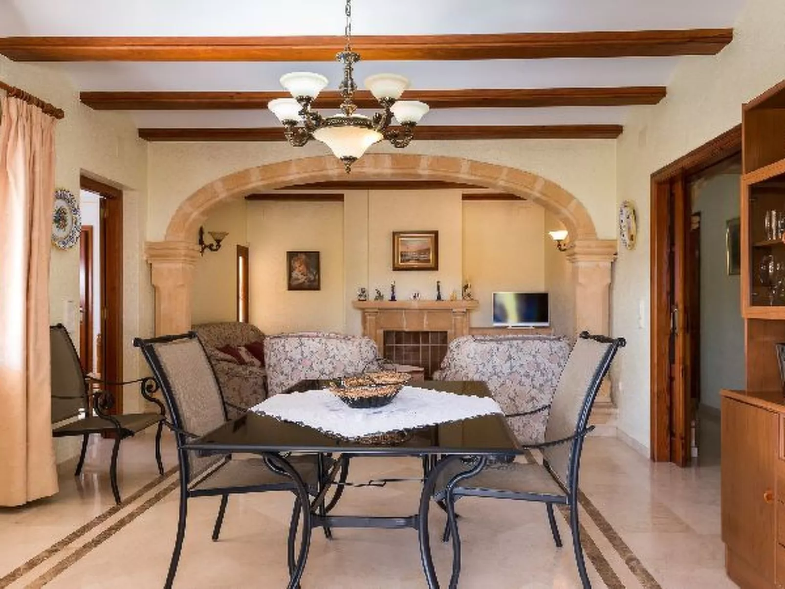 Villa Llobell - PlusHolidays - Image-tags.info