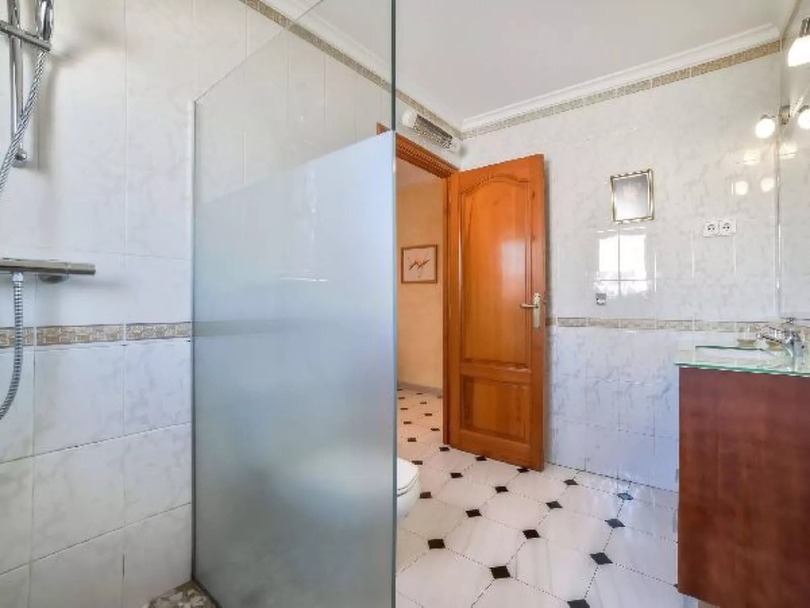 Villa Devis - PlusHolidays - Image-tags.info