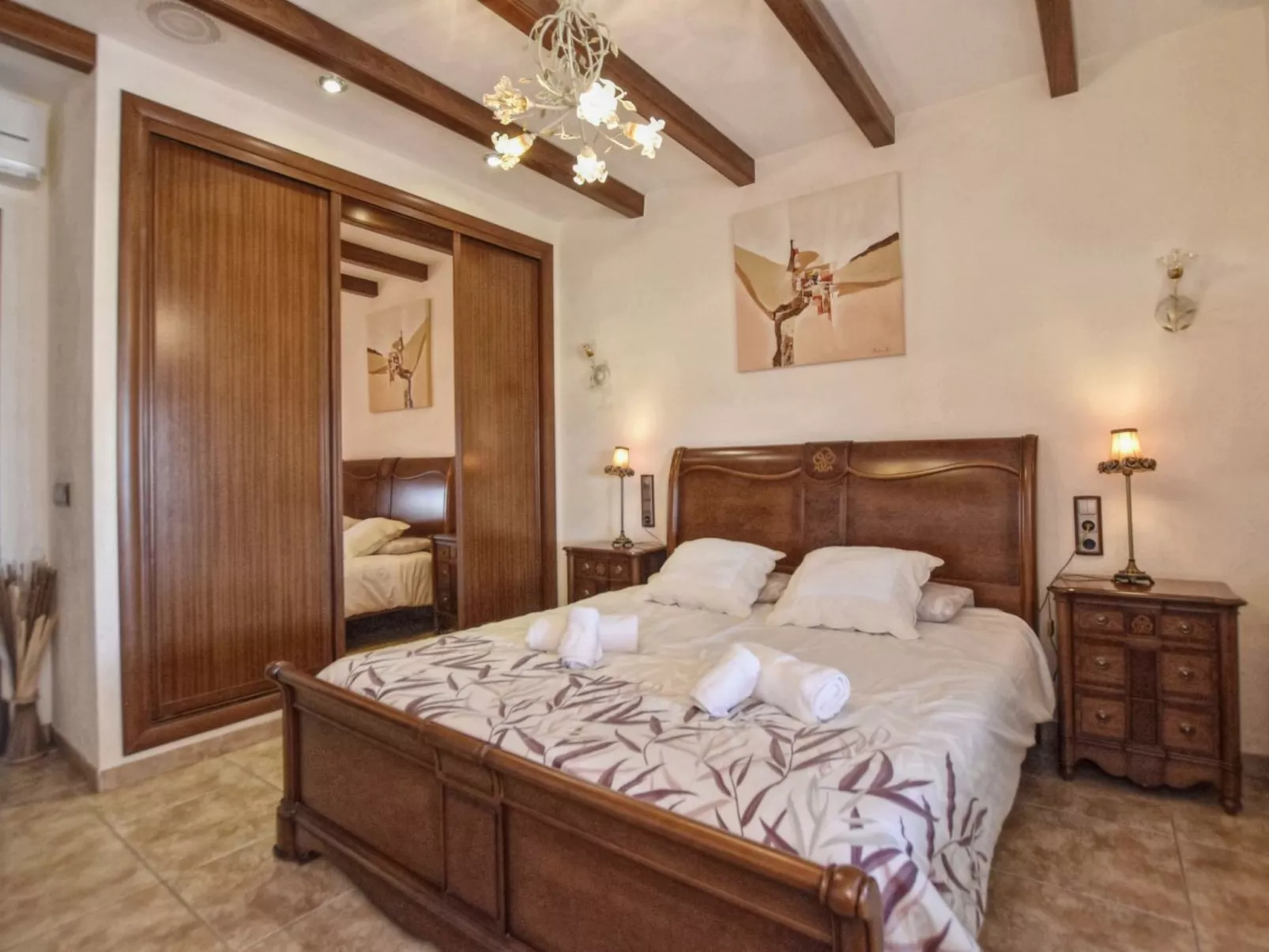 Wunderschönes Ferienhaus in Ariany mit Privatem Pool - Binnen