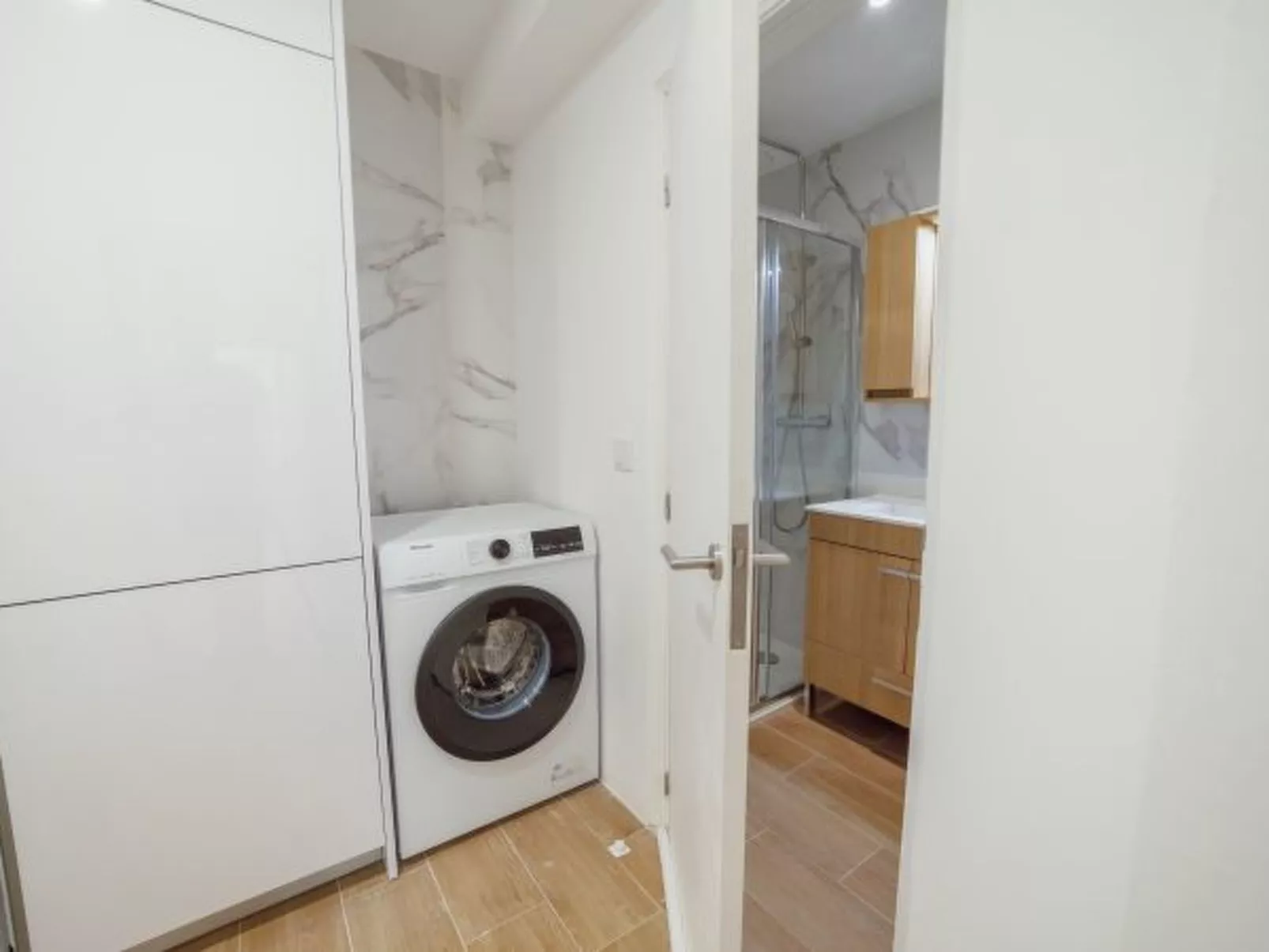 LAPA STYLISH APARTMENT A by VACATIONY - Binnen