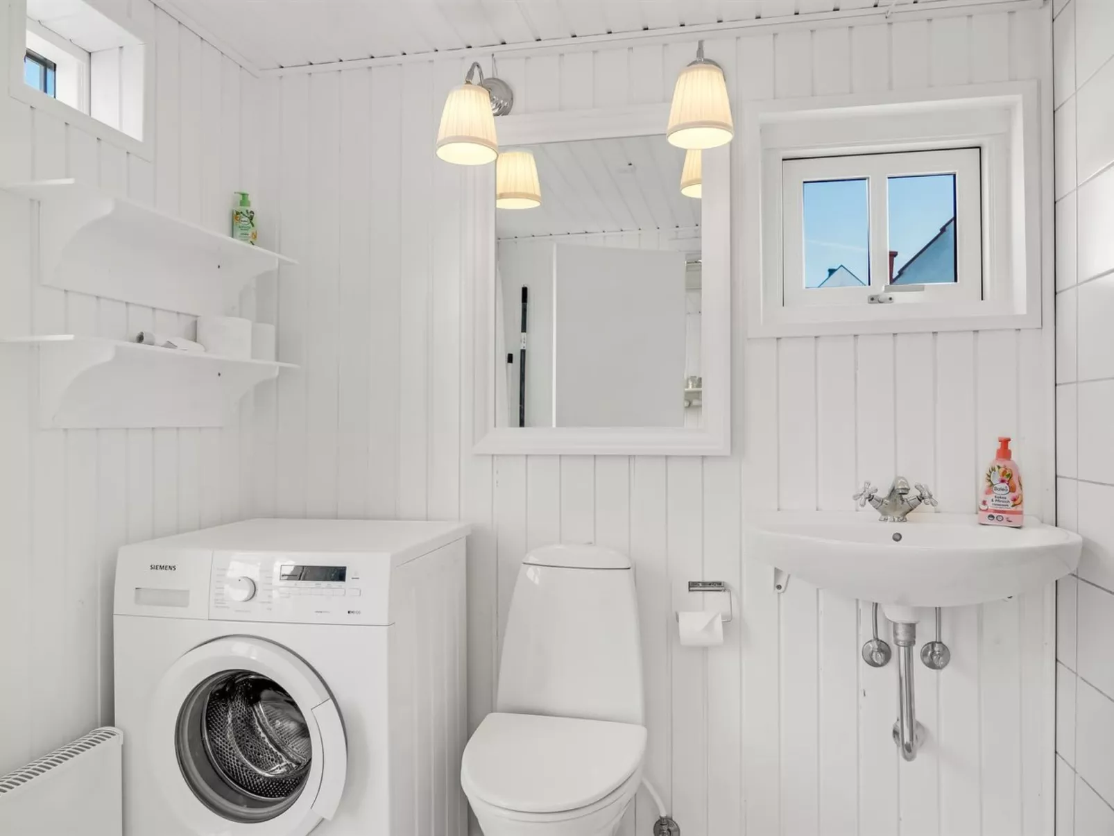 "Uddi" - 150m from the sea - Binnen