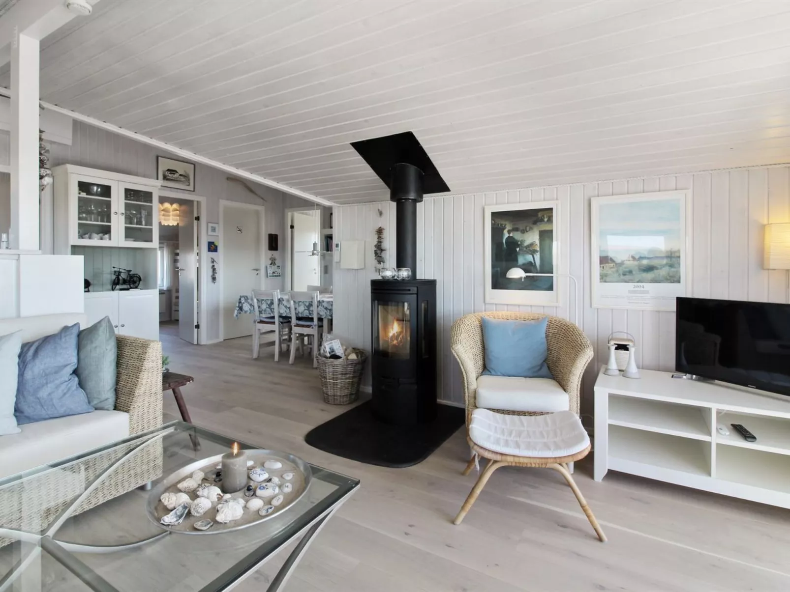 "Minka" - 58m from the sea - Binnen