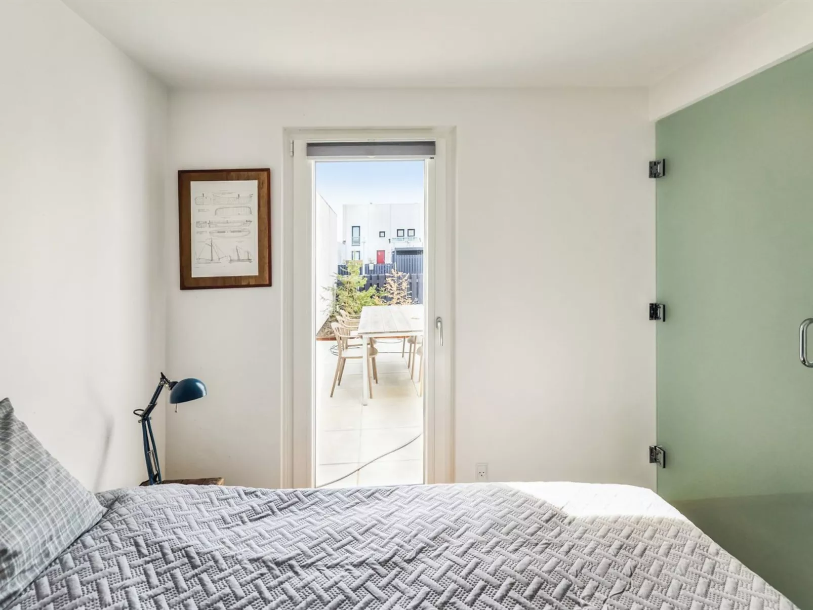 "Kaapo" - 1km from the sea - Binnen