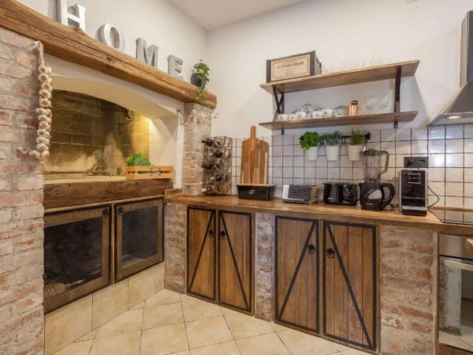 Villa Royal with heated pool - Image-tags.info