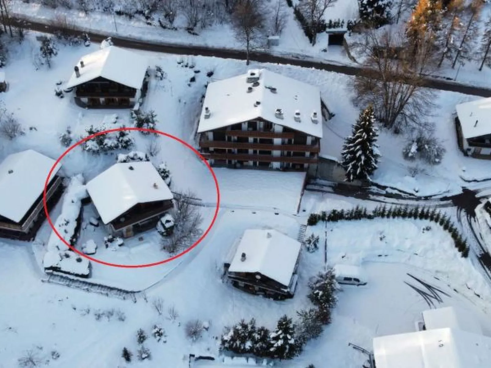 Mirador Alpine Horizon -Crans Montana- Swiss Alps - Buiten