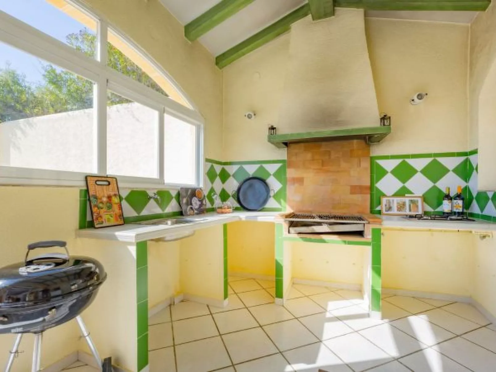 Villa Alicia - Plus - Image-tags.info