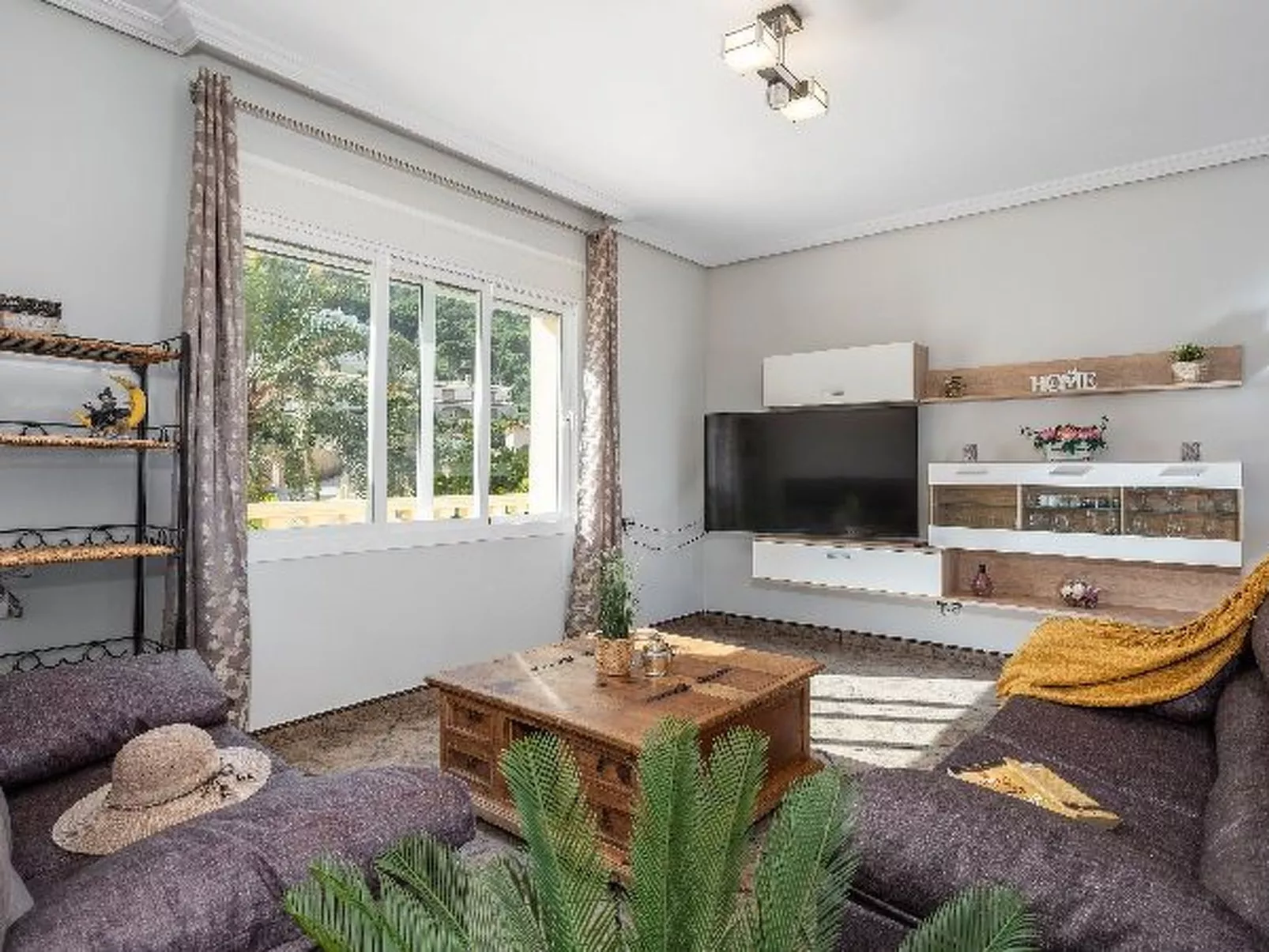 Villa Fina - PlusHolidays - Image-tags.info