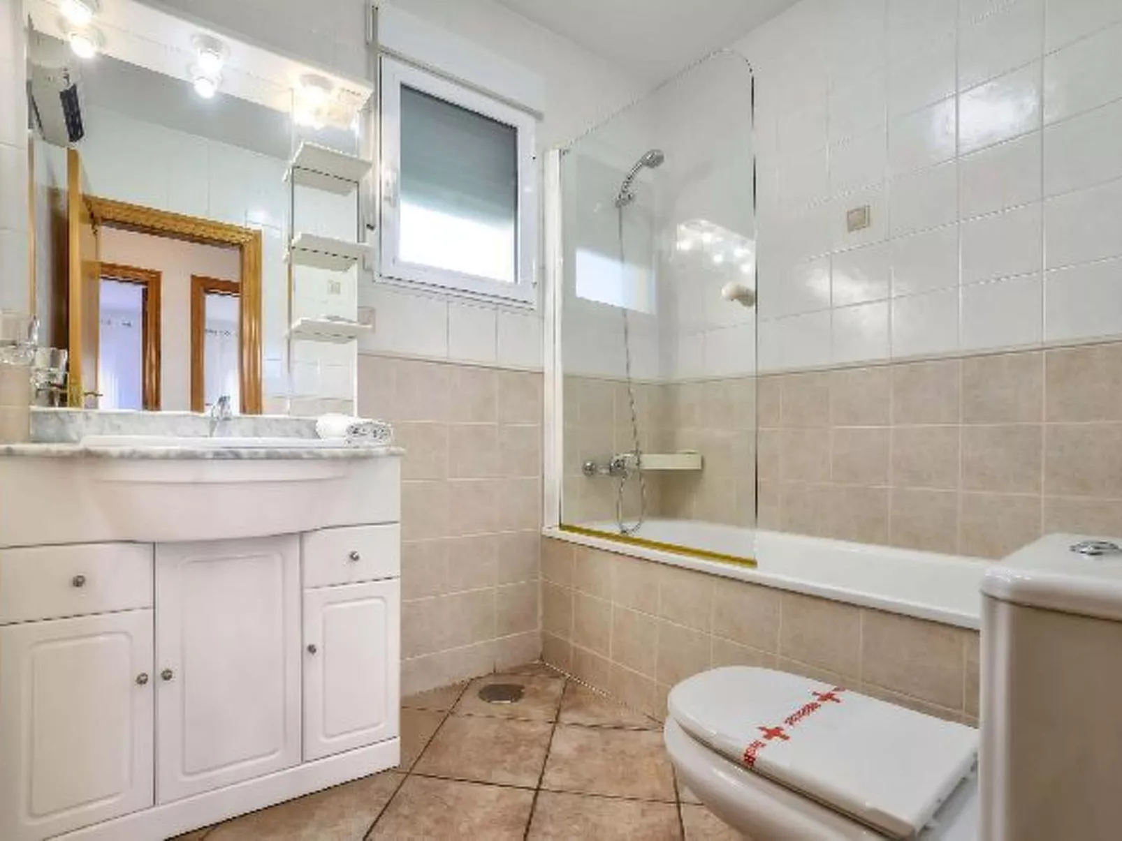 Villa Alaska - PlusHolidays - Image-tags.info