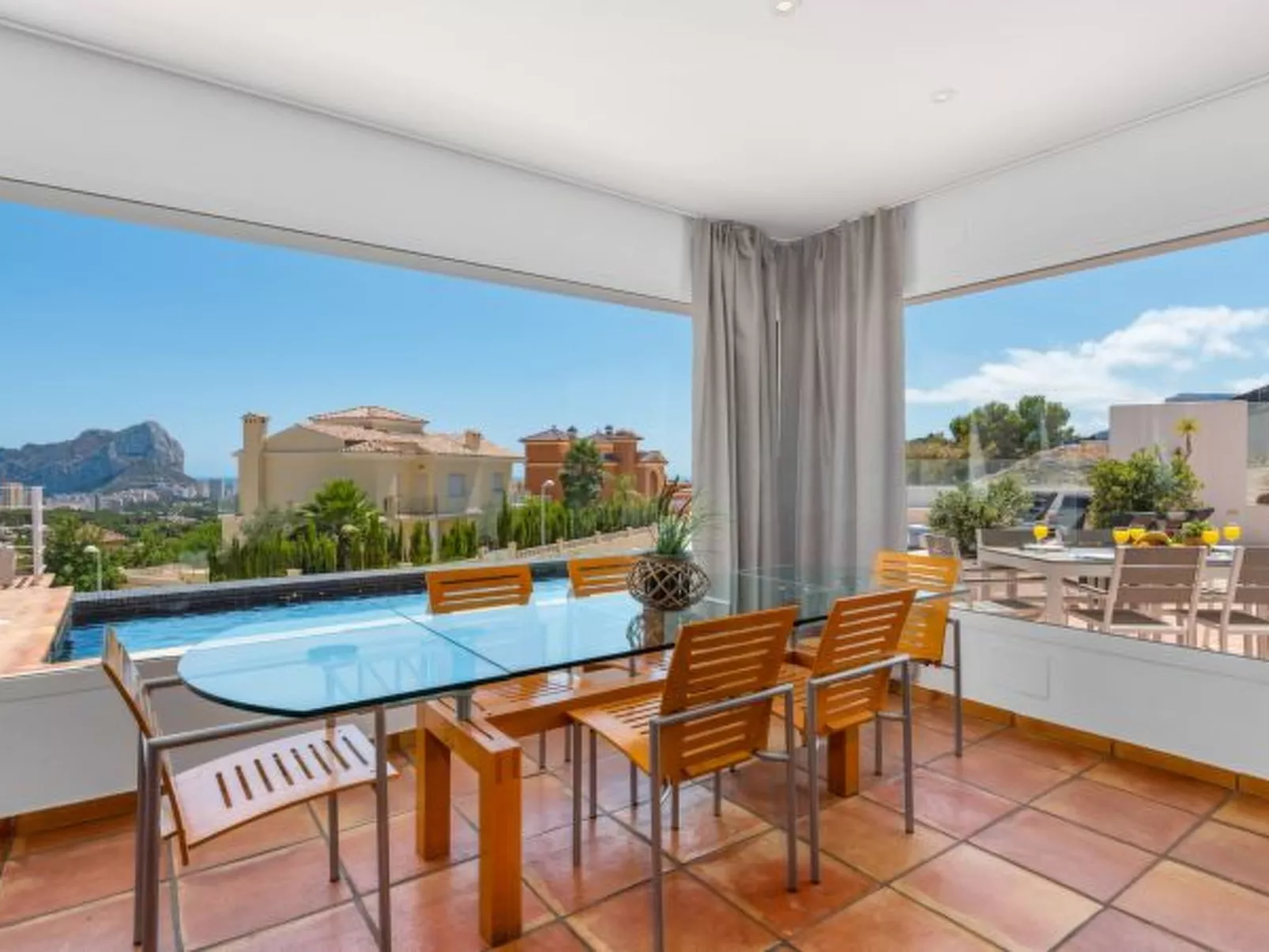 Villa Moderna - PlusHolidays - Image-tags.info