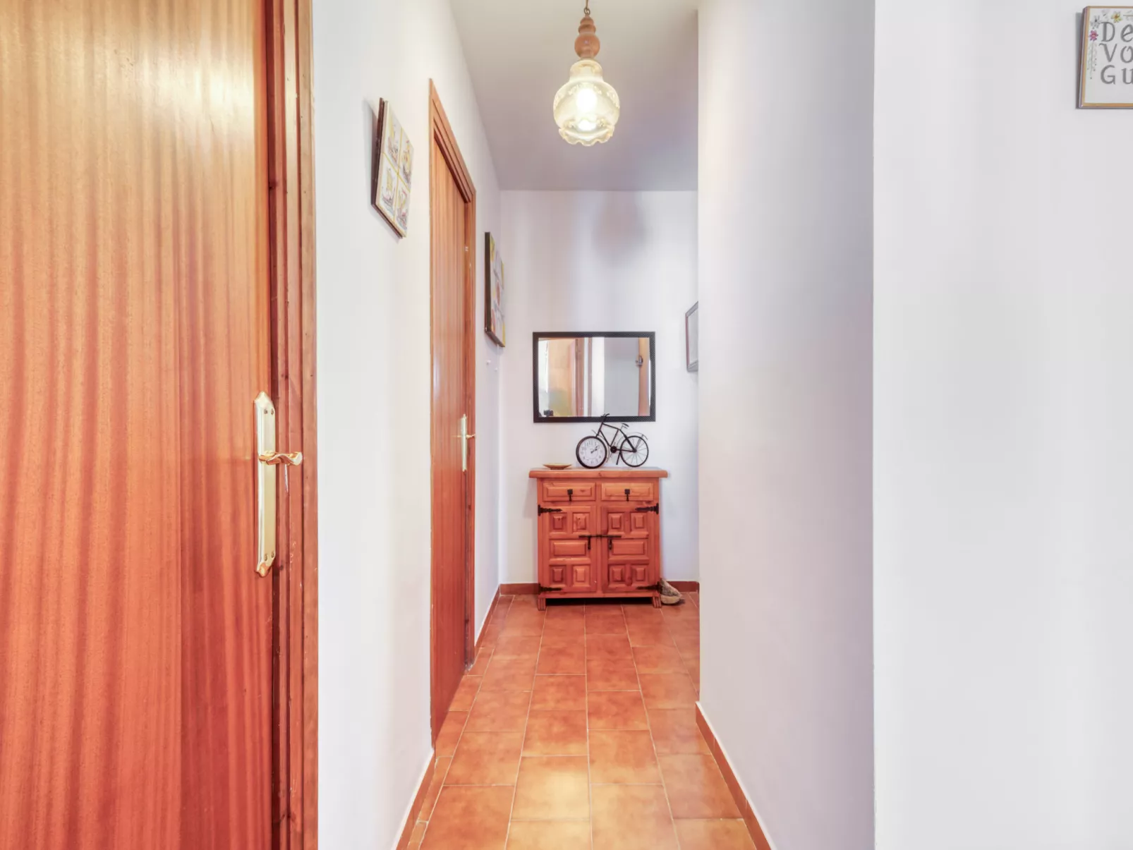 Centro peatonal Roses - Binnen