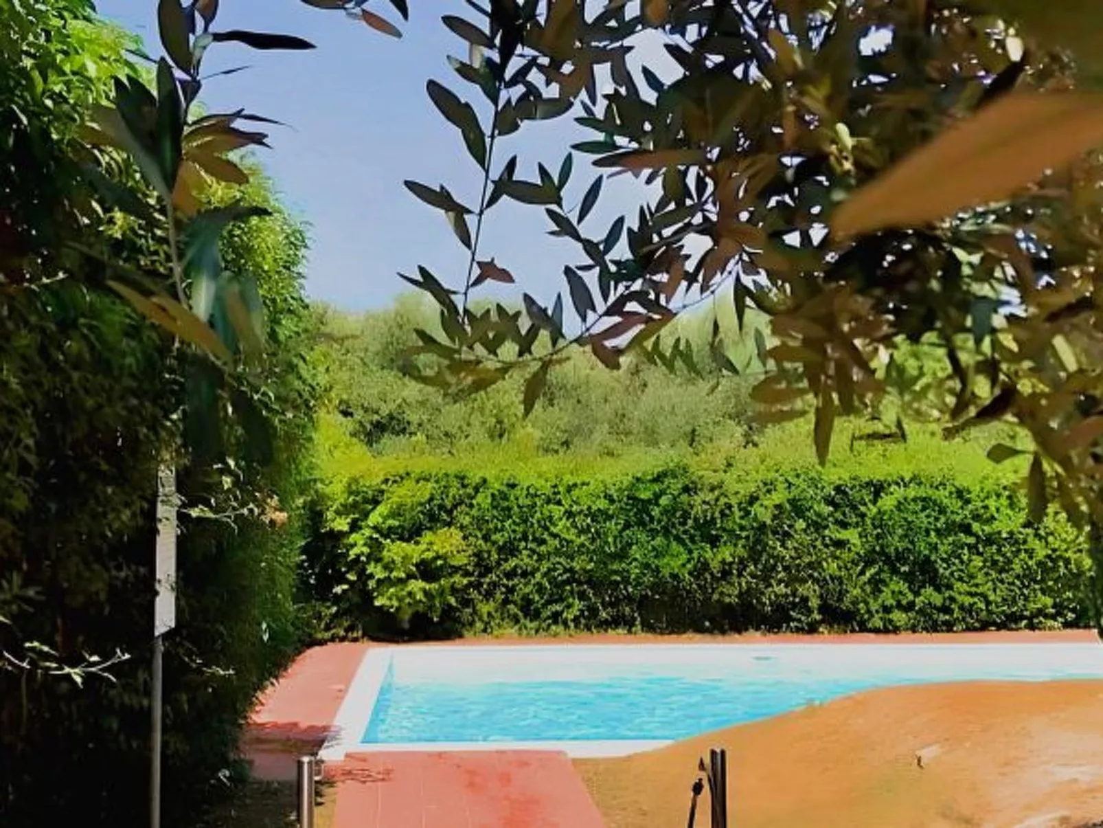 Desenzanoloft Swarovski & Pool - Image-tags.info