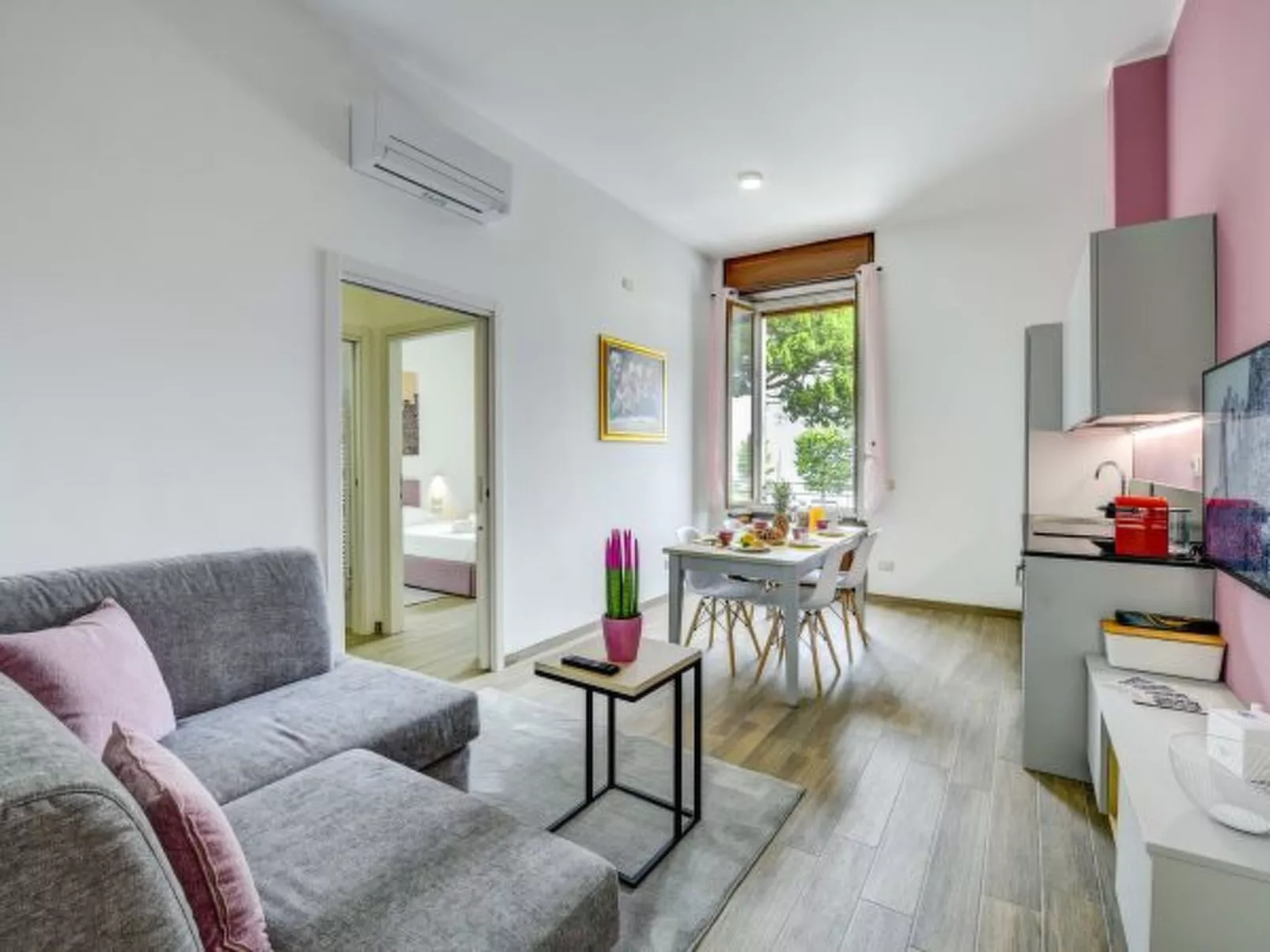 Desenzanoloft Palazzo Visconti - Garda Chiaretto - Image-tags.info