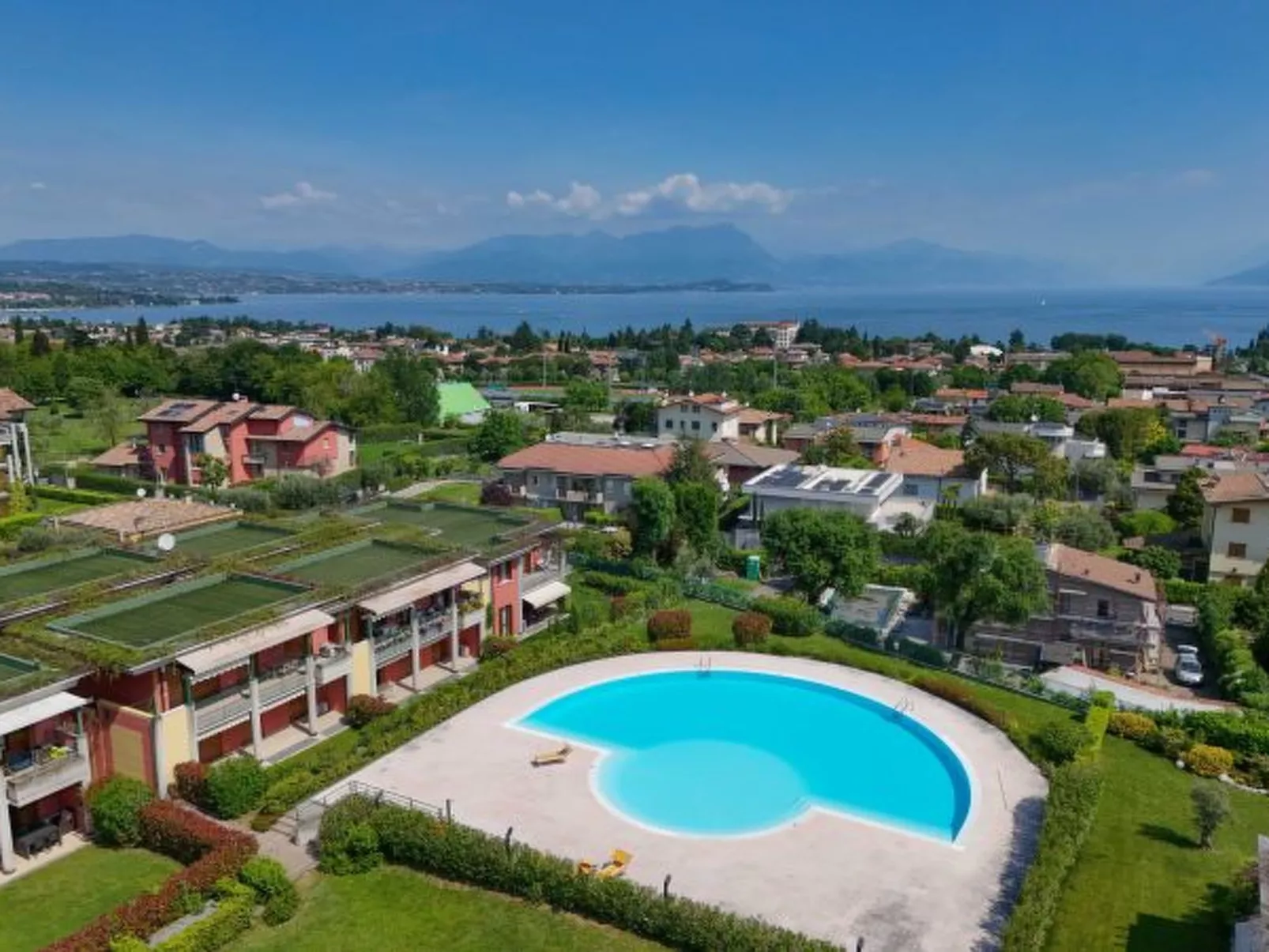 DesenzanoLoft CO2 – In Wohnanlage mit 5 Pools - Image-tags.info