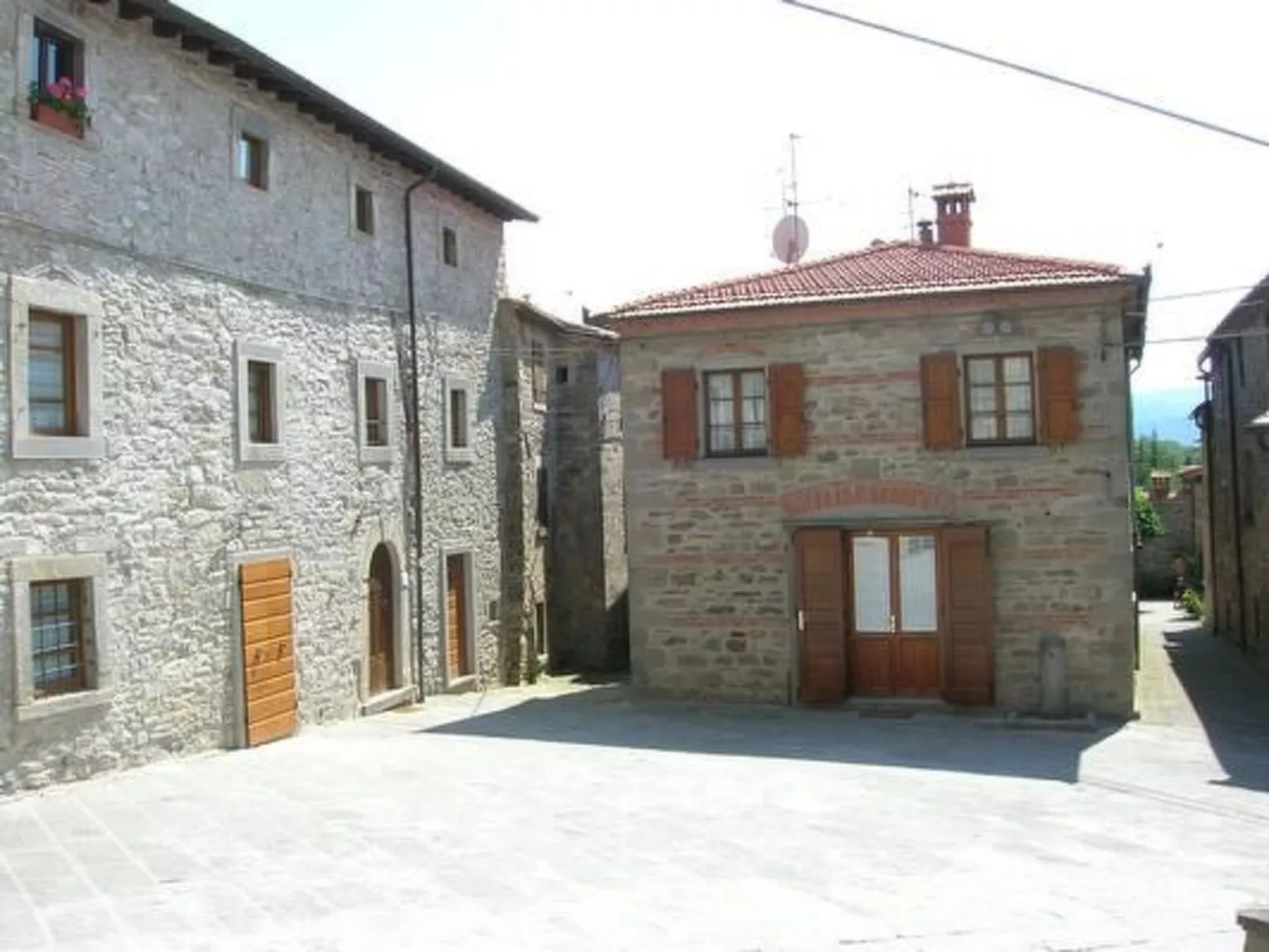 Wohnung in einem historischen Steinhaus - Image-tags.info