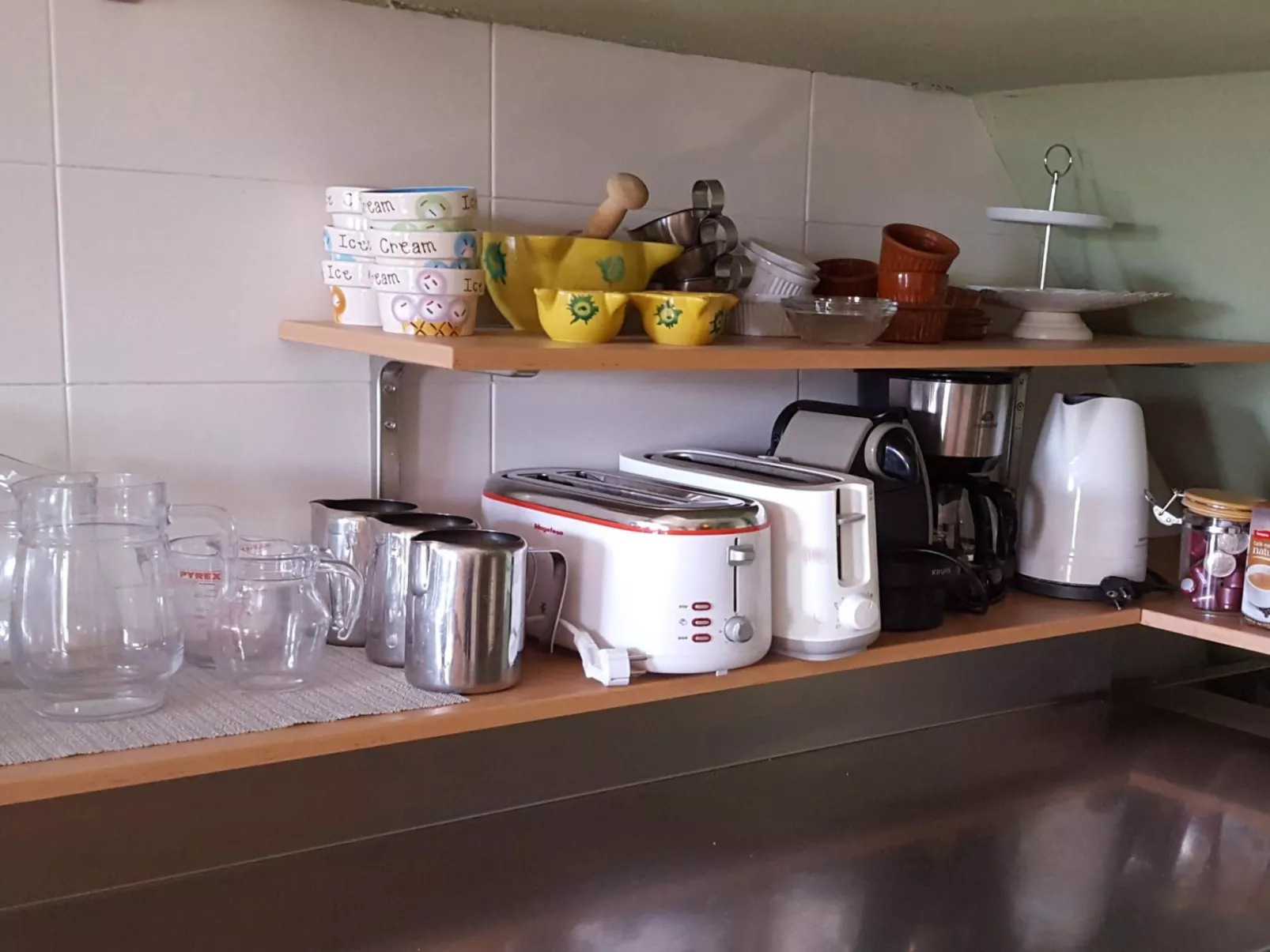 Landhaus, 8 Zimmer mit Bad, Schwimmbad, Tennis - Binnen