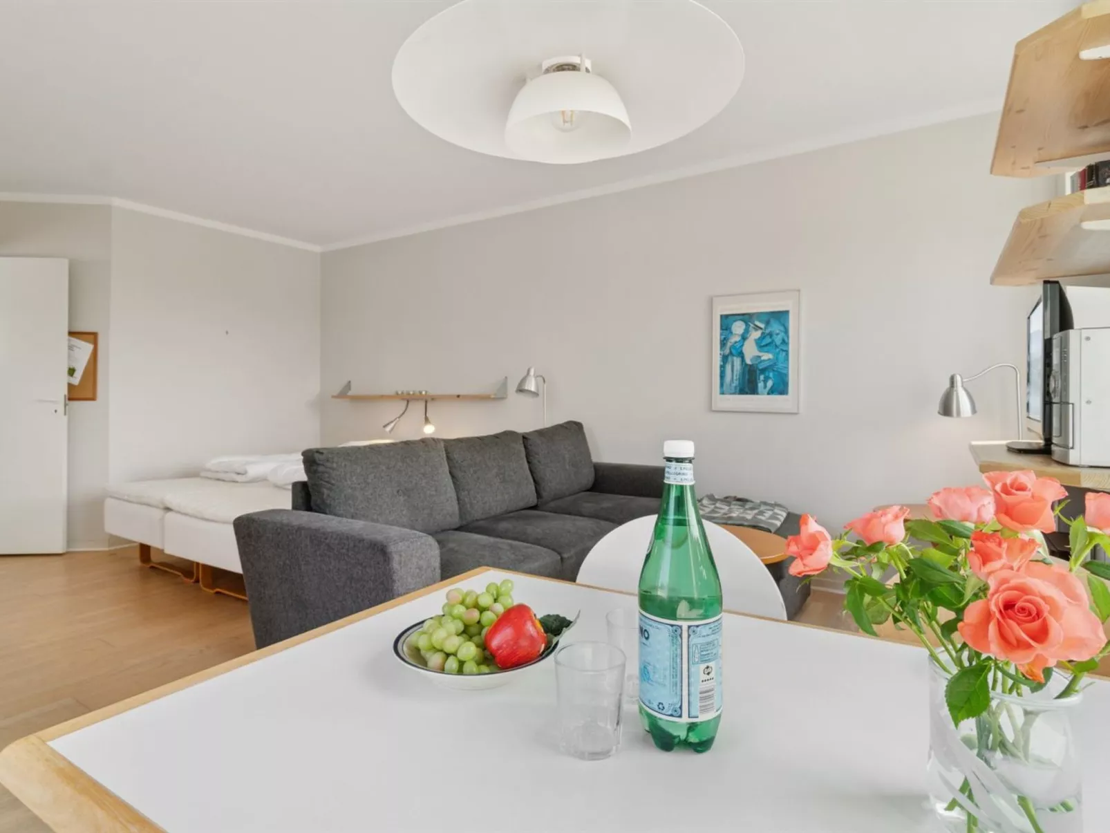 "Kamile" - 400m from the sea - Binnen