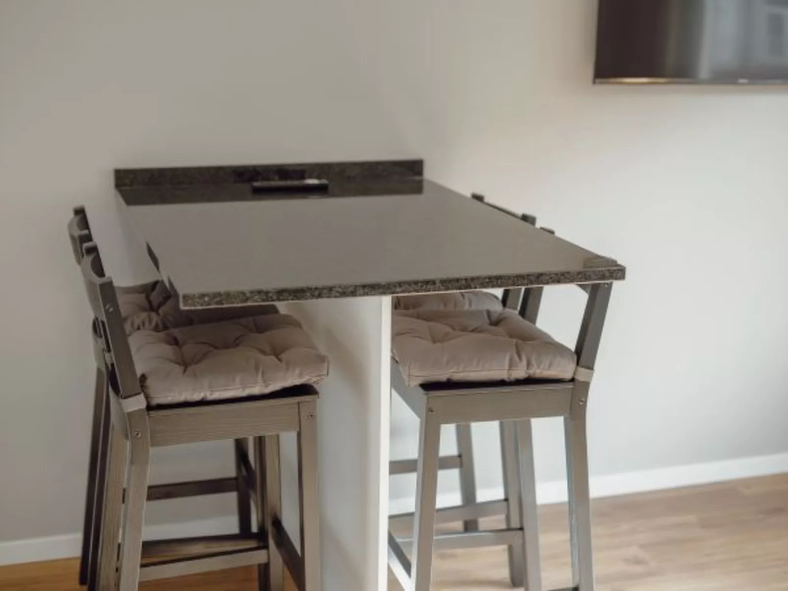 CRYSTAL PALACE GARDEN STYLISH APARTMENT - Binnen