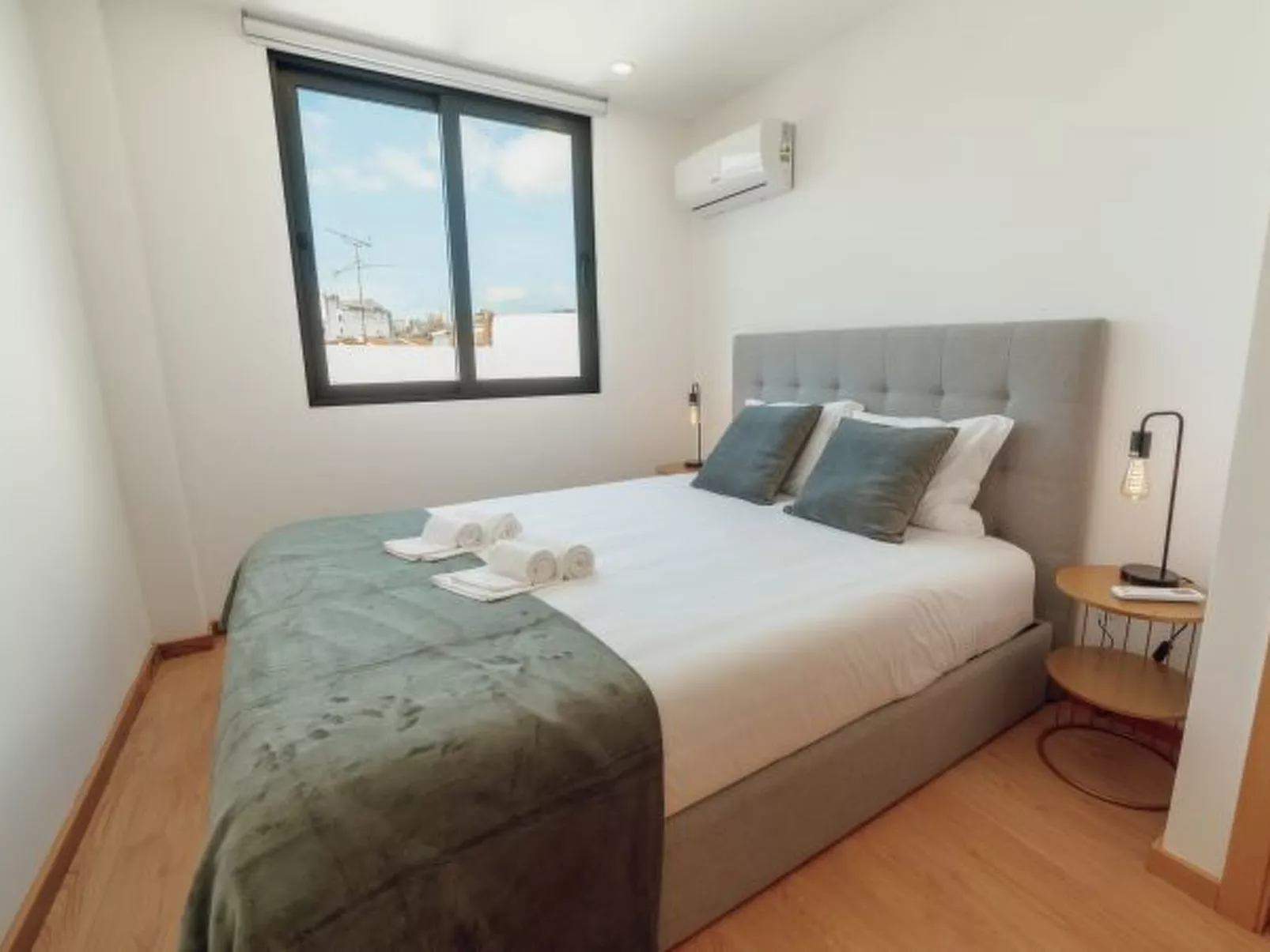 MODERN & STYLISH APARTMENT II by VACATIONY - Binnen