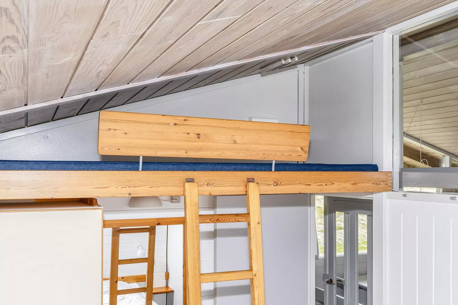 A-3½ roomrenovatedclose to beach - Binnen