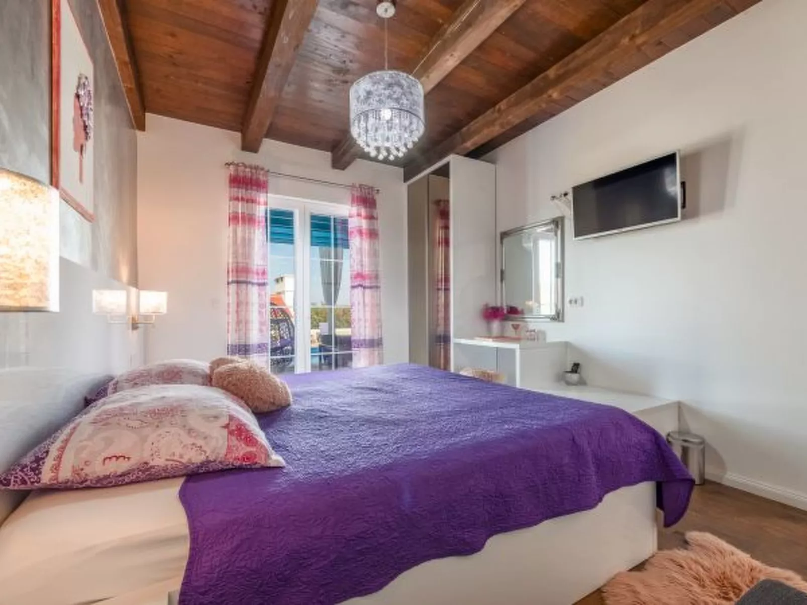 Villa Jurenda with heated pool - Image-tags.info