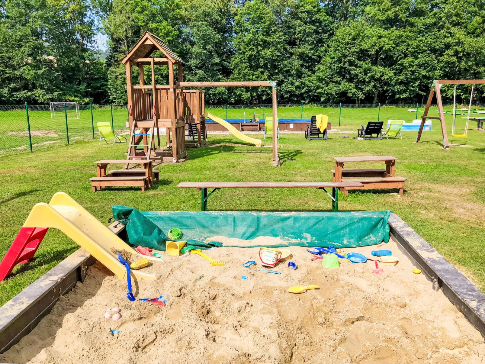 Green Valley Park Stárkov 15 - Buiten