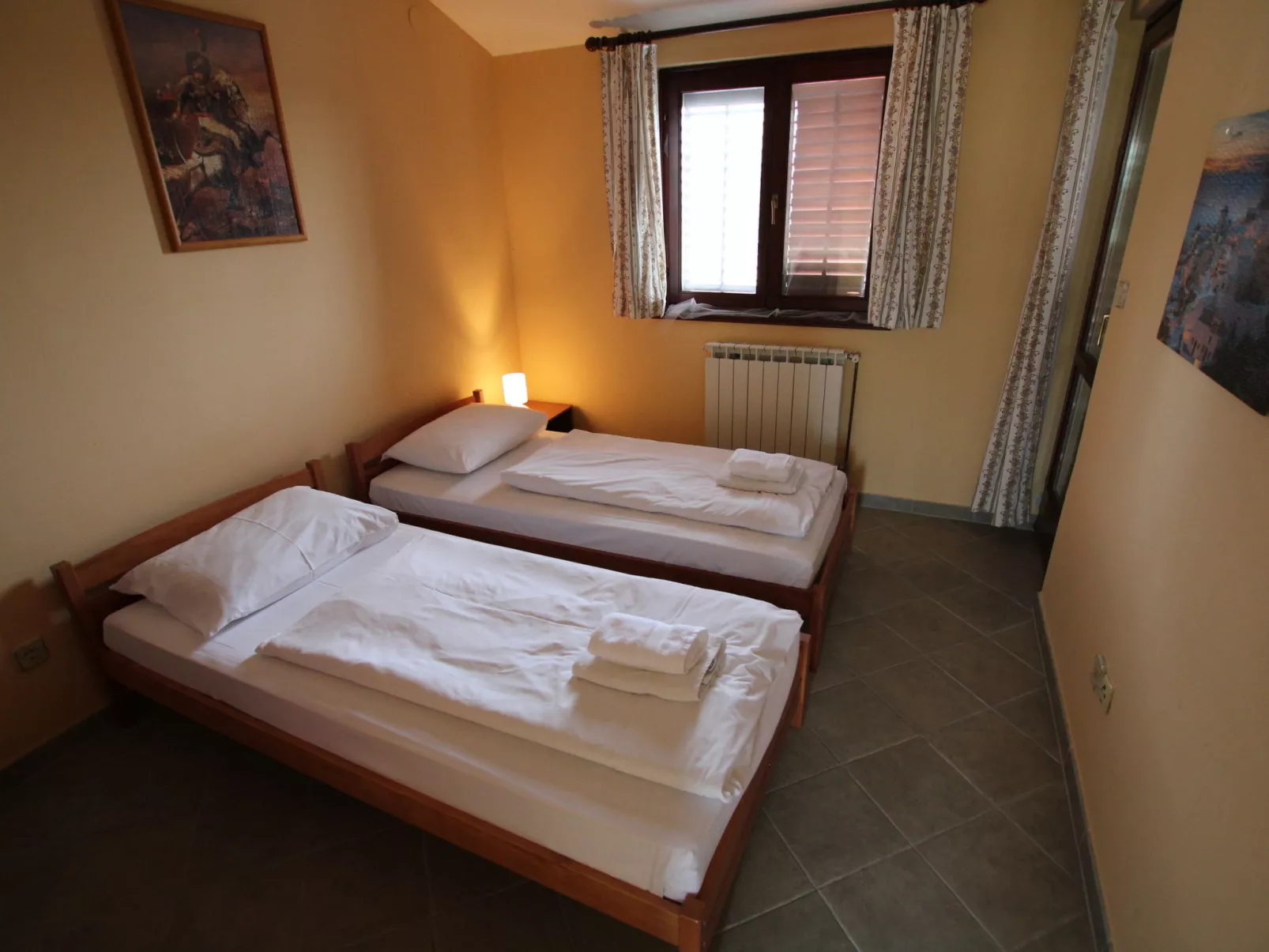 Villa Viktoria / HR-11041-01 - Image-tags.info