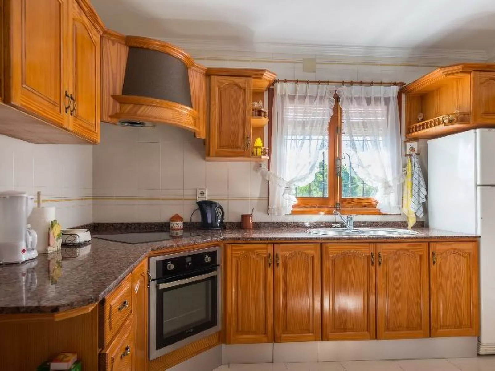 Villa Llobell - PlusHolidays - Image-tags.info