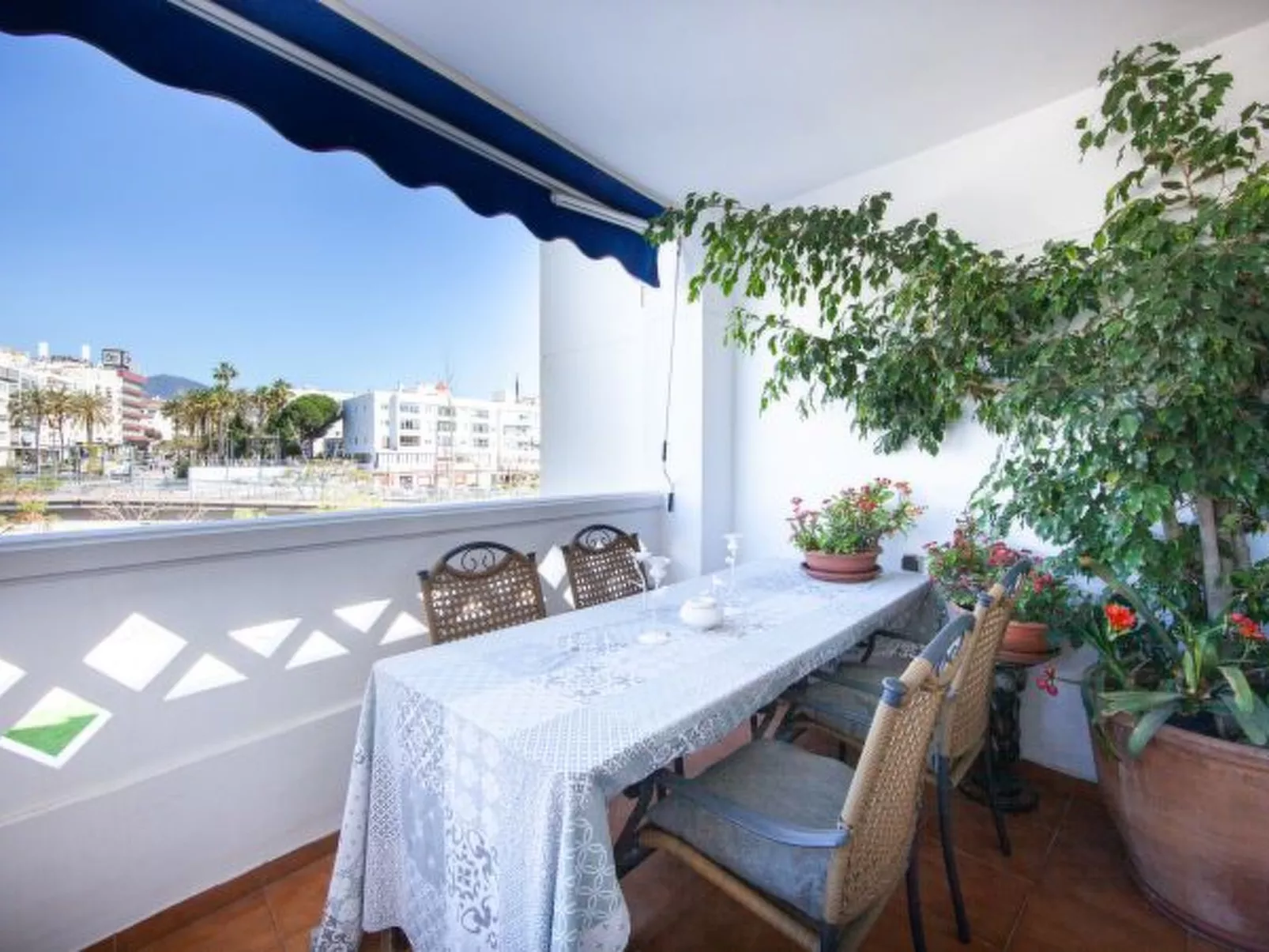 San Pedro del Mar - Image-tags.info