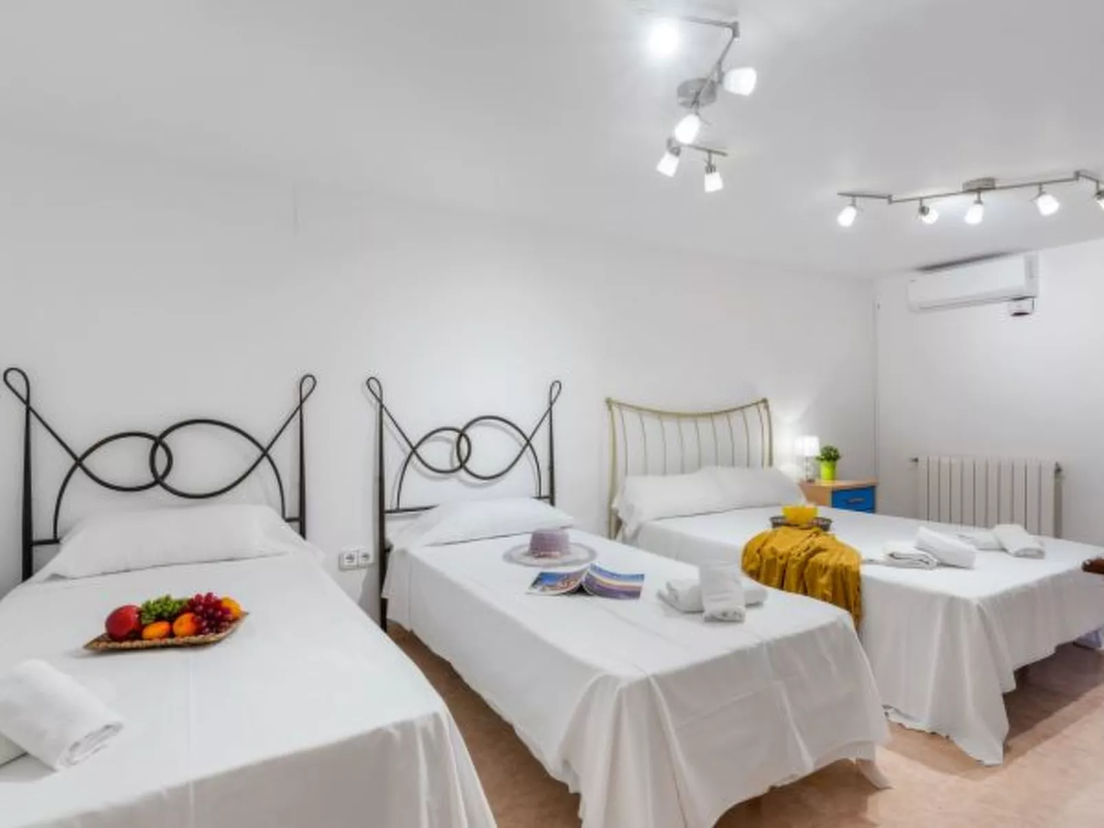 Villa Comodo - PlusHolidays - Image-tags.info