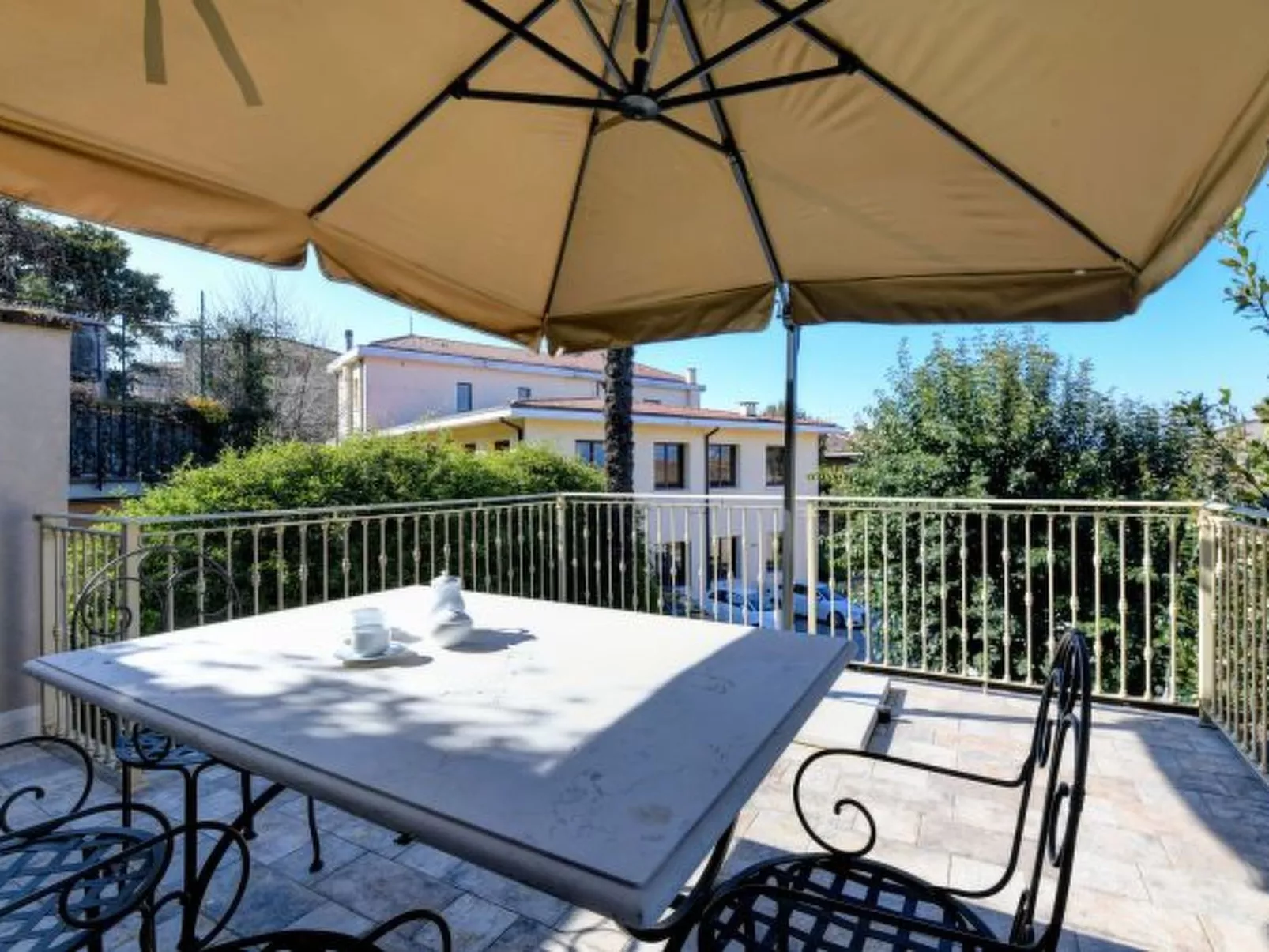 DesenzanoLoft : La Vite Luxury Appartment 1 CIN IT017067C2HOLOZDF9 - Image-tags.info