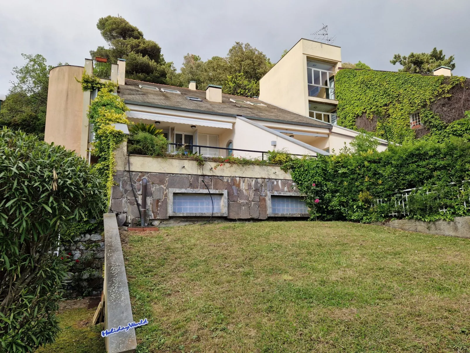 Total Relax Home by Holiday World - Buiten