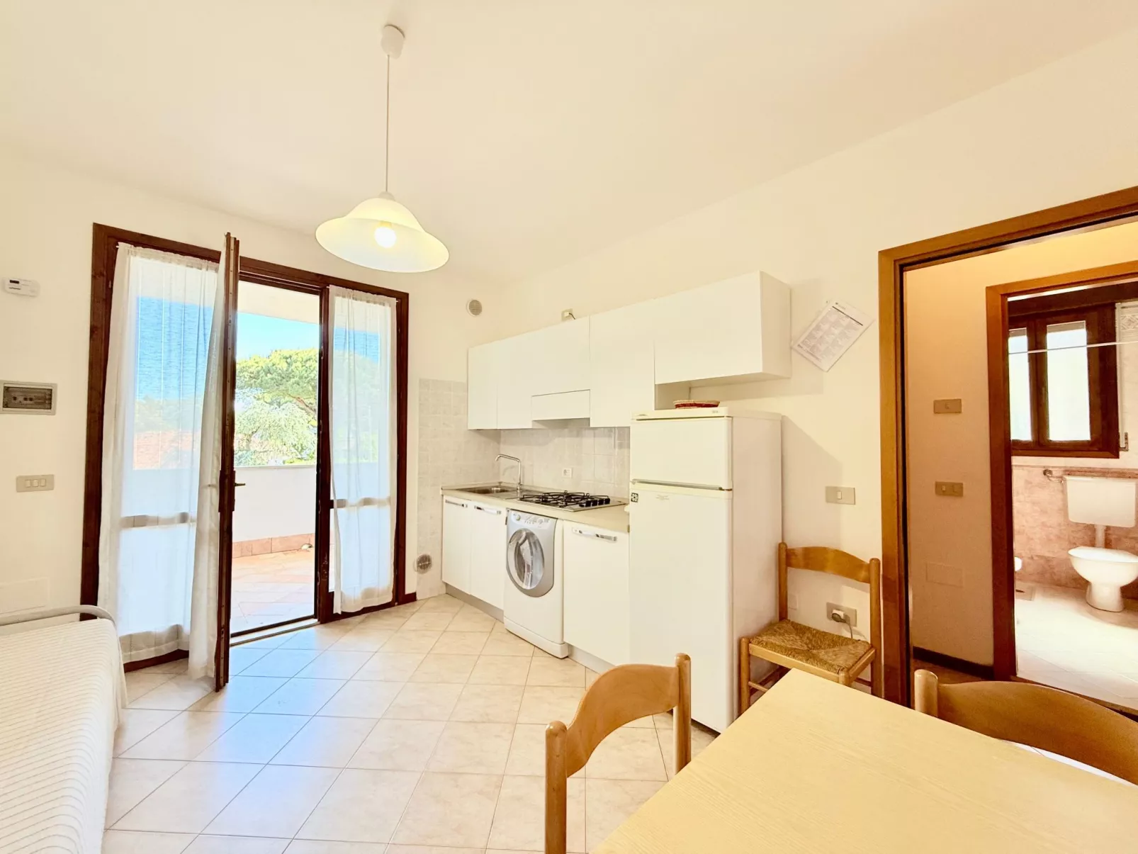 Chalet, Terrasse mit Kamin, privater Garten - Binnen