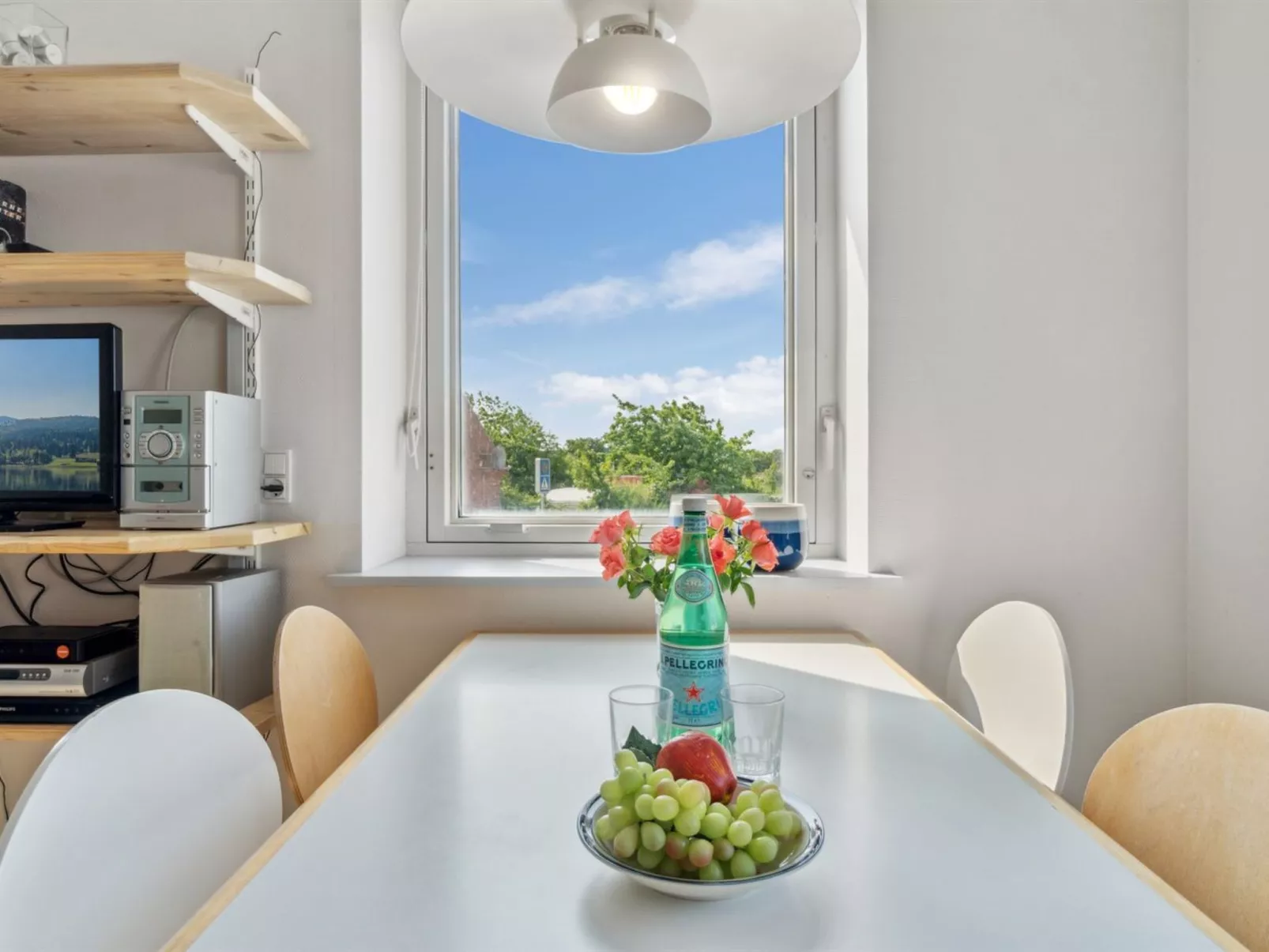 "Kamile" - 400m from the sea - Binnen