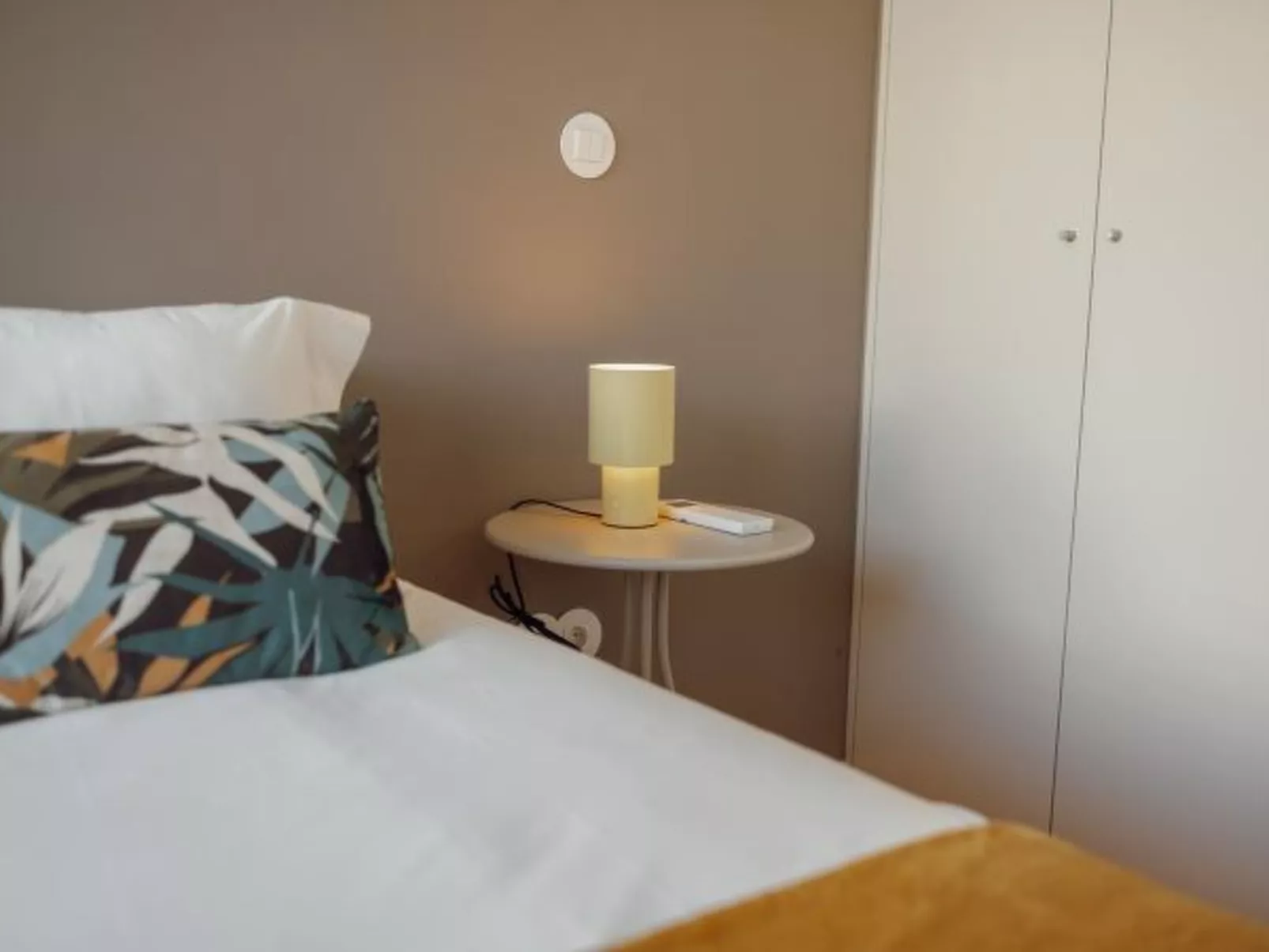 GAIA PREMIUM A WITH TERRACE by VACATIONY - Binnen