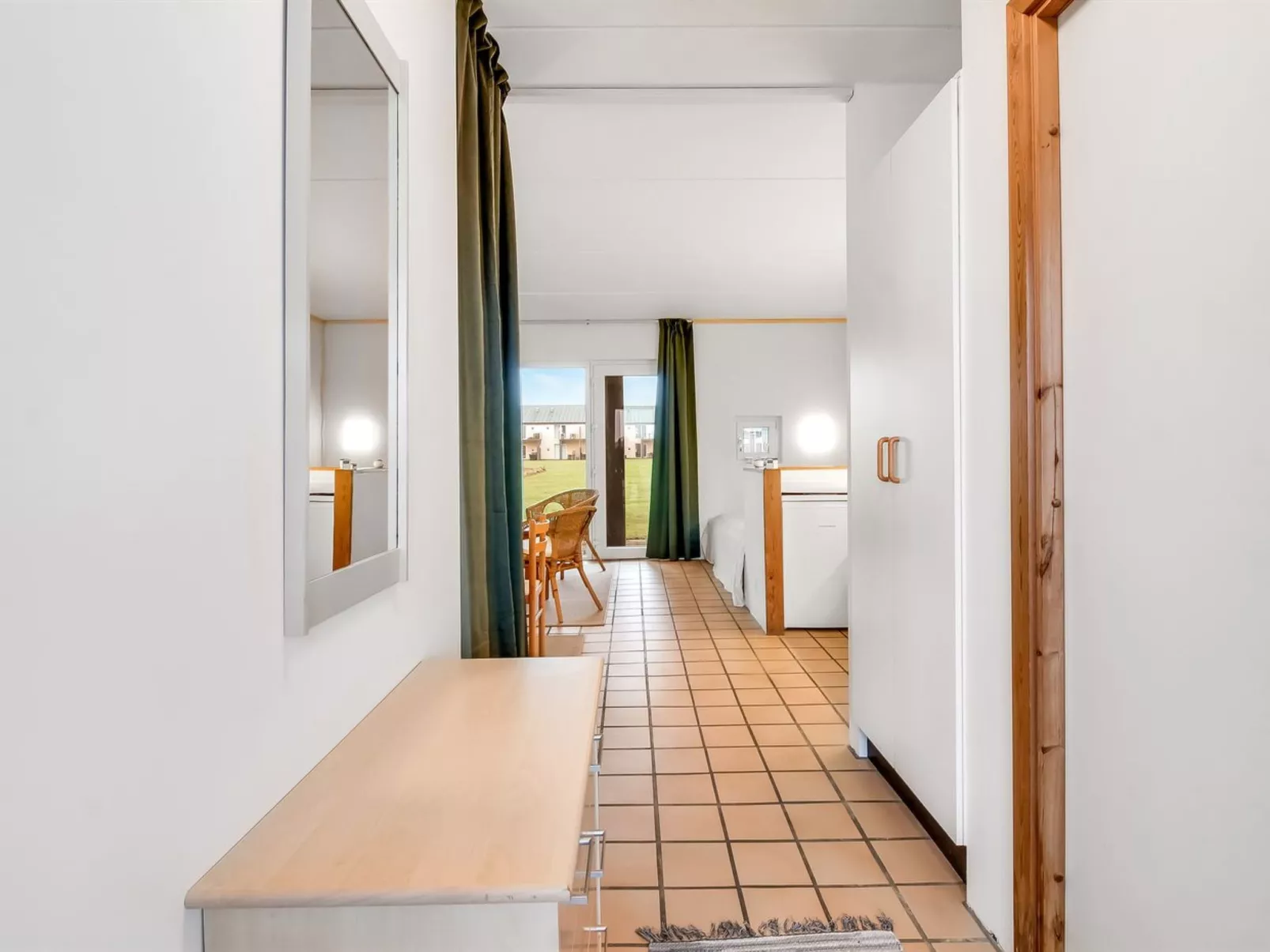 "Solveg" - 150m from the sea - Binnen