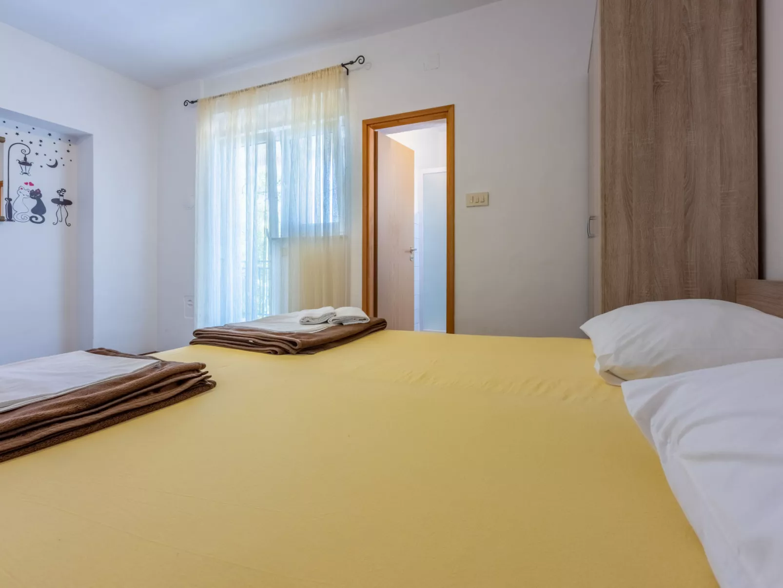 TUSTONJIC SOBA 2 / HR-10793-04 - Binnen