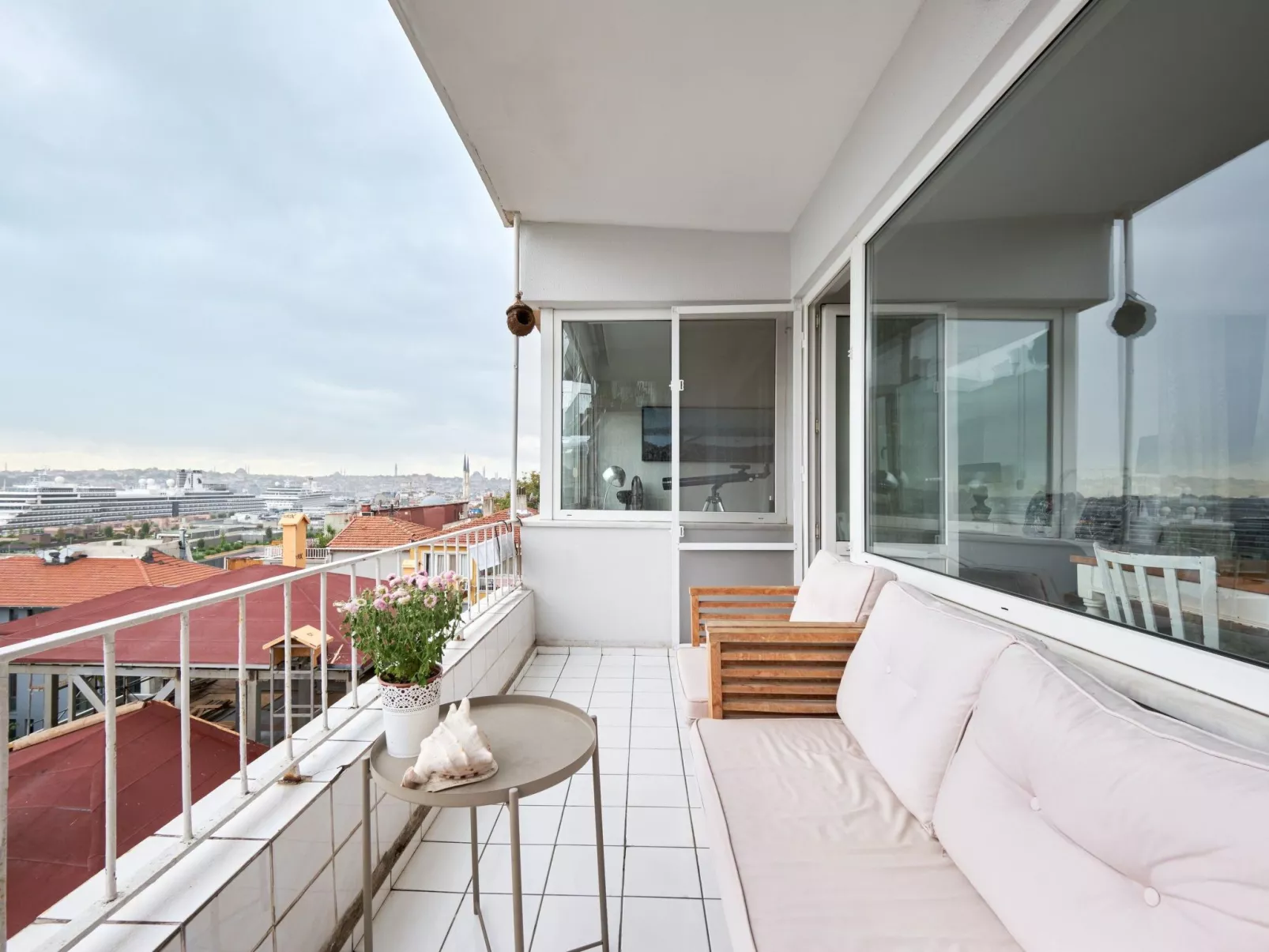 Wohnung mit Blick auf die Halbinsel von Istanbul - Binnen