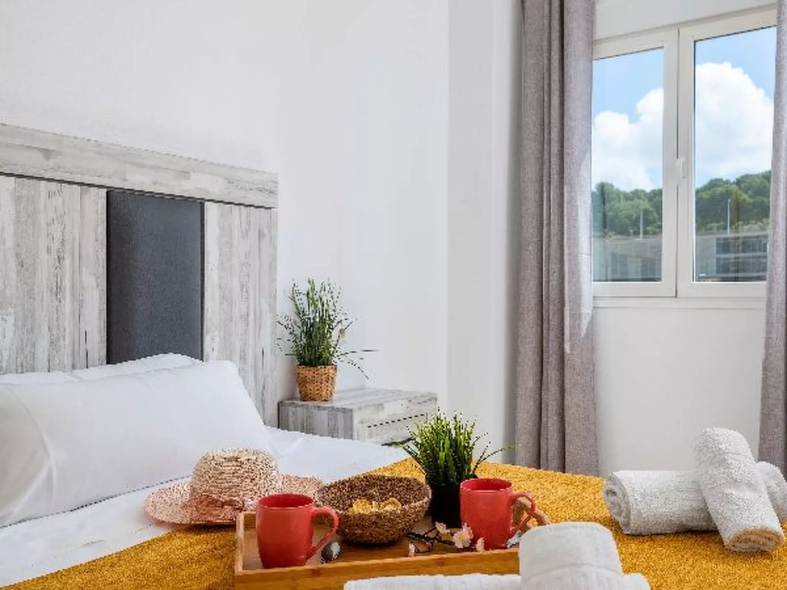 Apartment Happy -  PlusHolidays - Image-tags.info