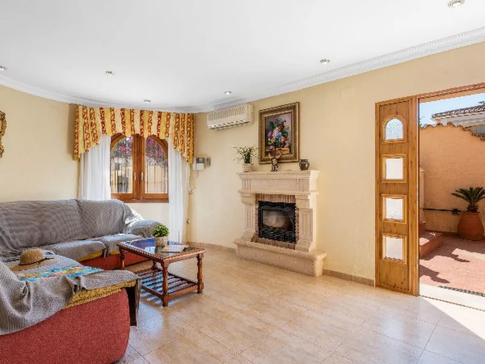 Villa Cruz - PlusHolidays - Image-tags.info