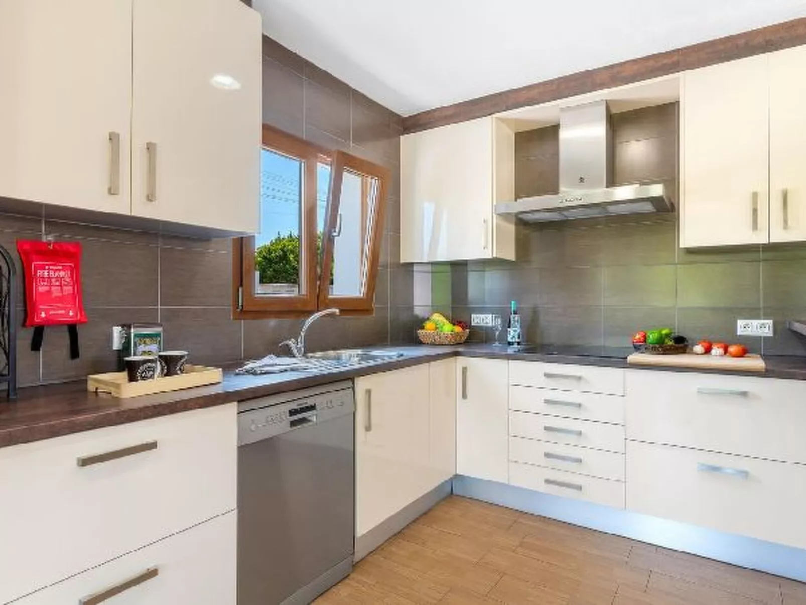 Villa Rebeca - PlusHolidays - Image-tags.info