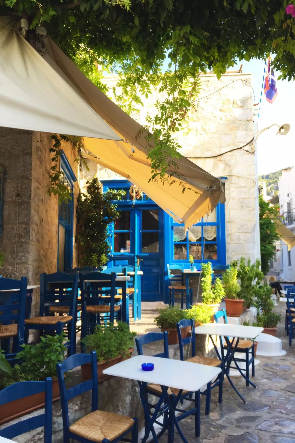 In Ermioni mit Garten, gemeinschaftlichem Pool und Terrasse - Buiten